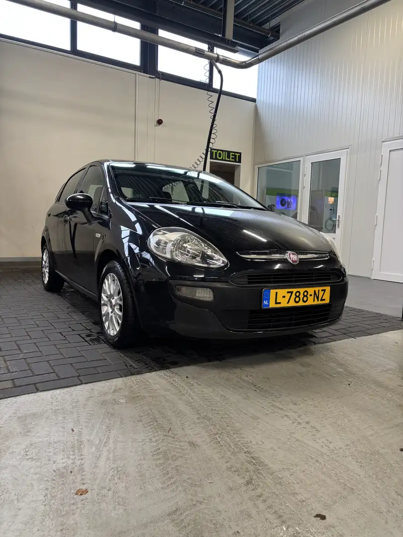 Fiat Punto 1.3 JTD Dynamic Zwart - 1