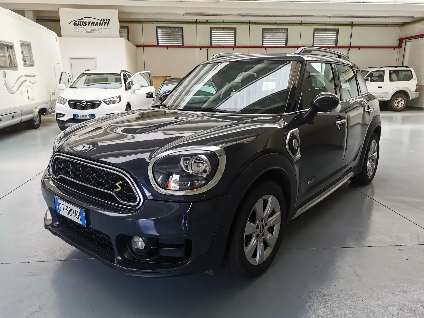MINI Cooper SE Countryman Mini Countryman 1.5 Cooper SE all4 auto si Neopat. Grau - 1