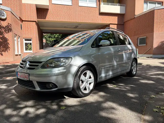 Volkswagen Golf Plus United
