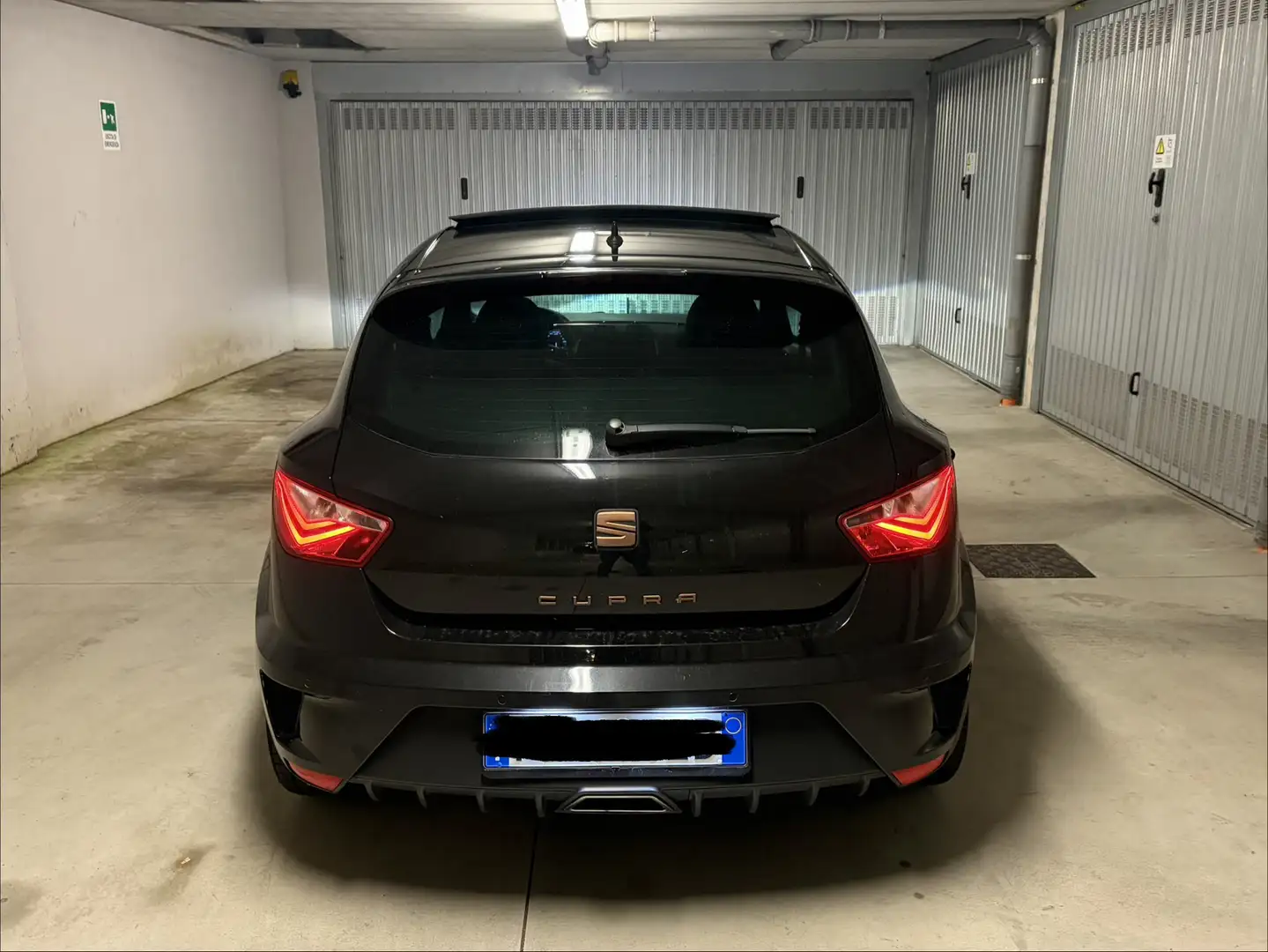 SEAT Ibiza SC 1.8 TSI S&S Cupra - 2