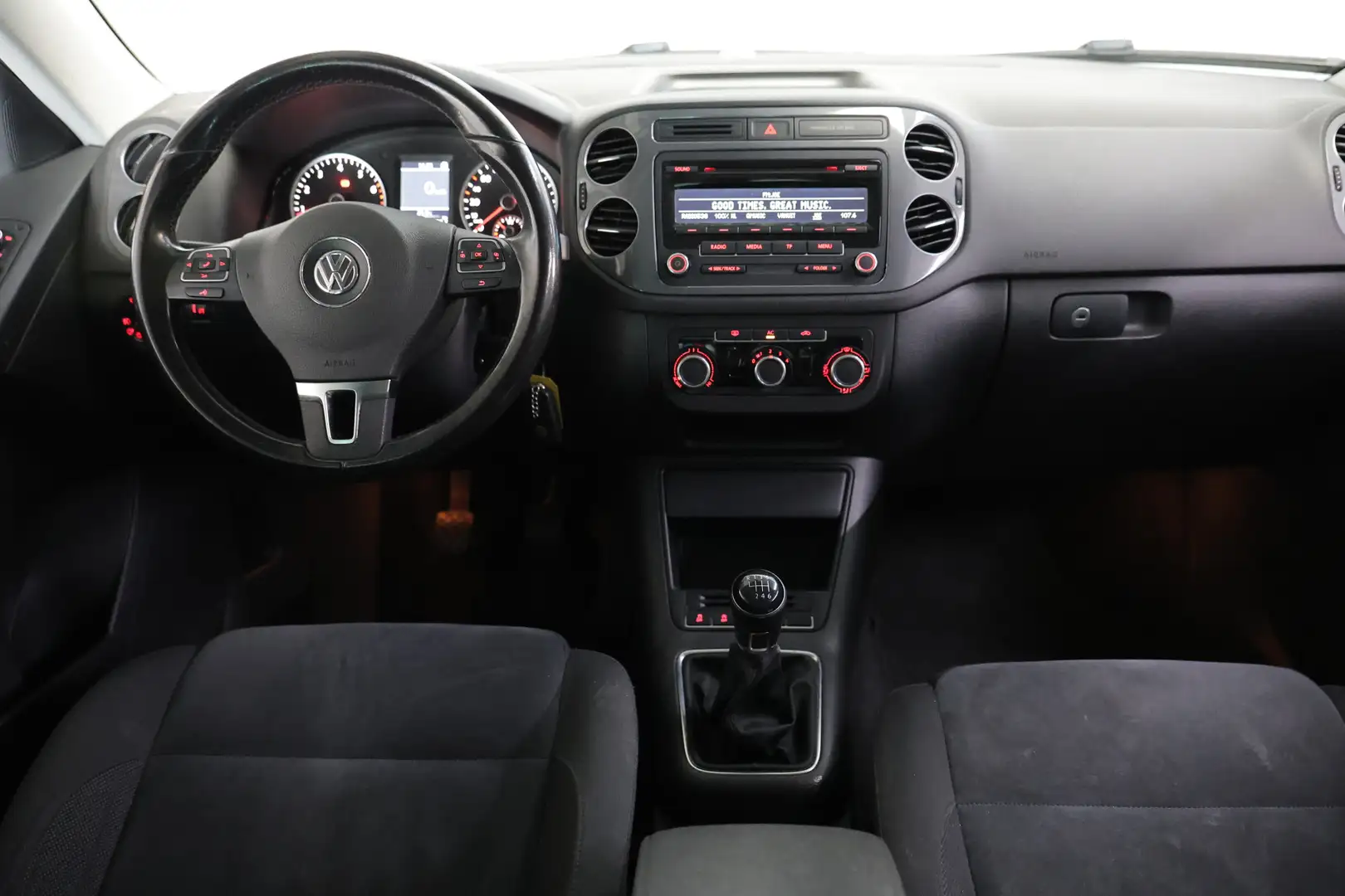 Volkswagen Tiguan 1.4 TSI Highline XENON AIRCO PDC TREKHAAK '11 Zwart - 2