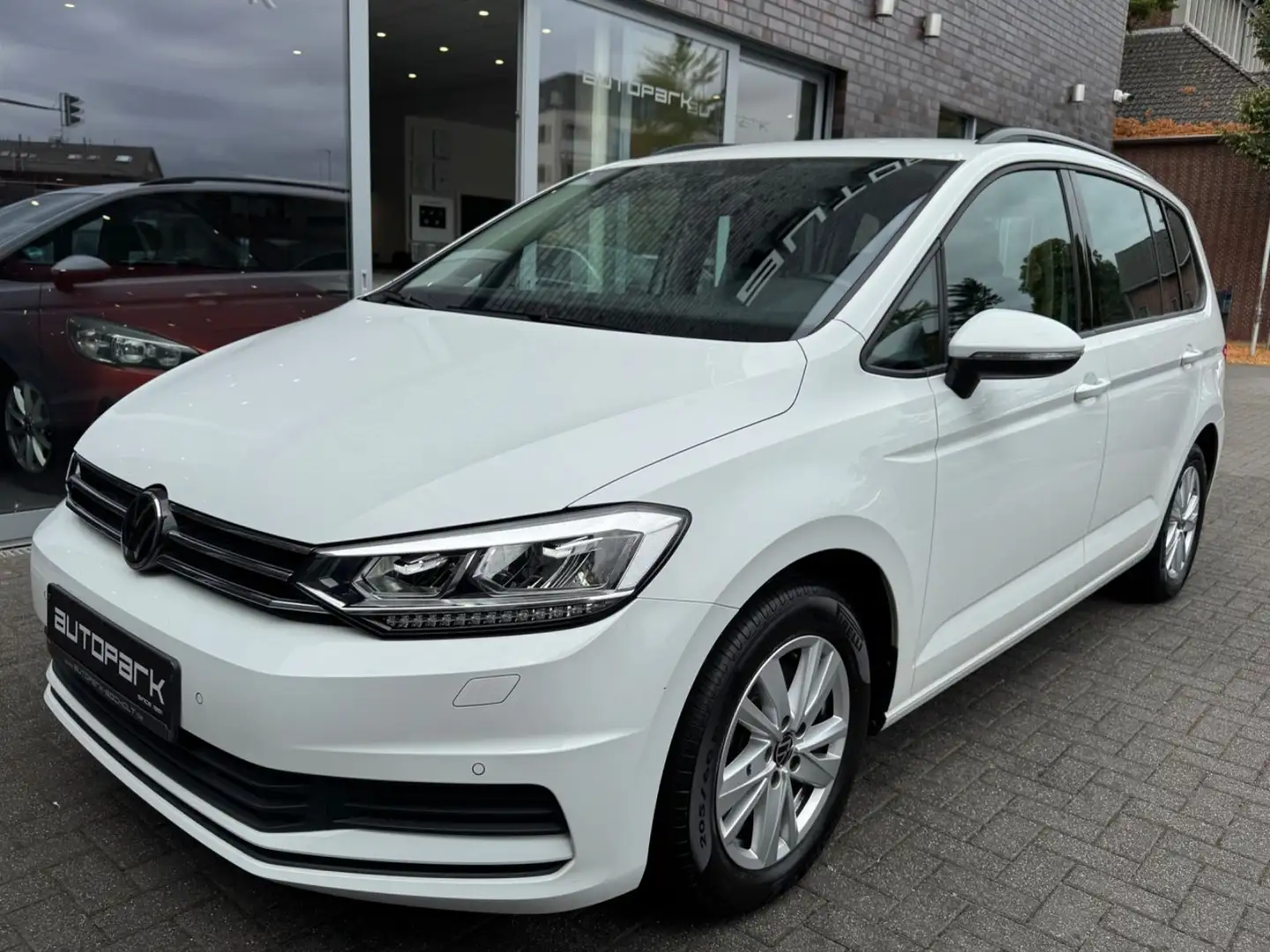 Volkswagen Touran Comfortline Business RFK ACC Family 7-Sit Weiß - 1