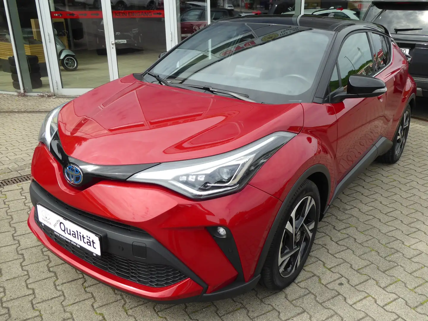 Toyota C-HR 2.0H Team Deutschland Rot - 1