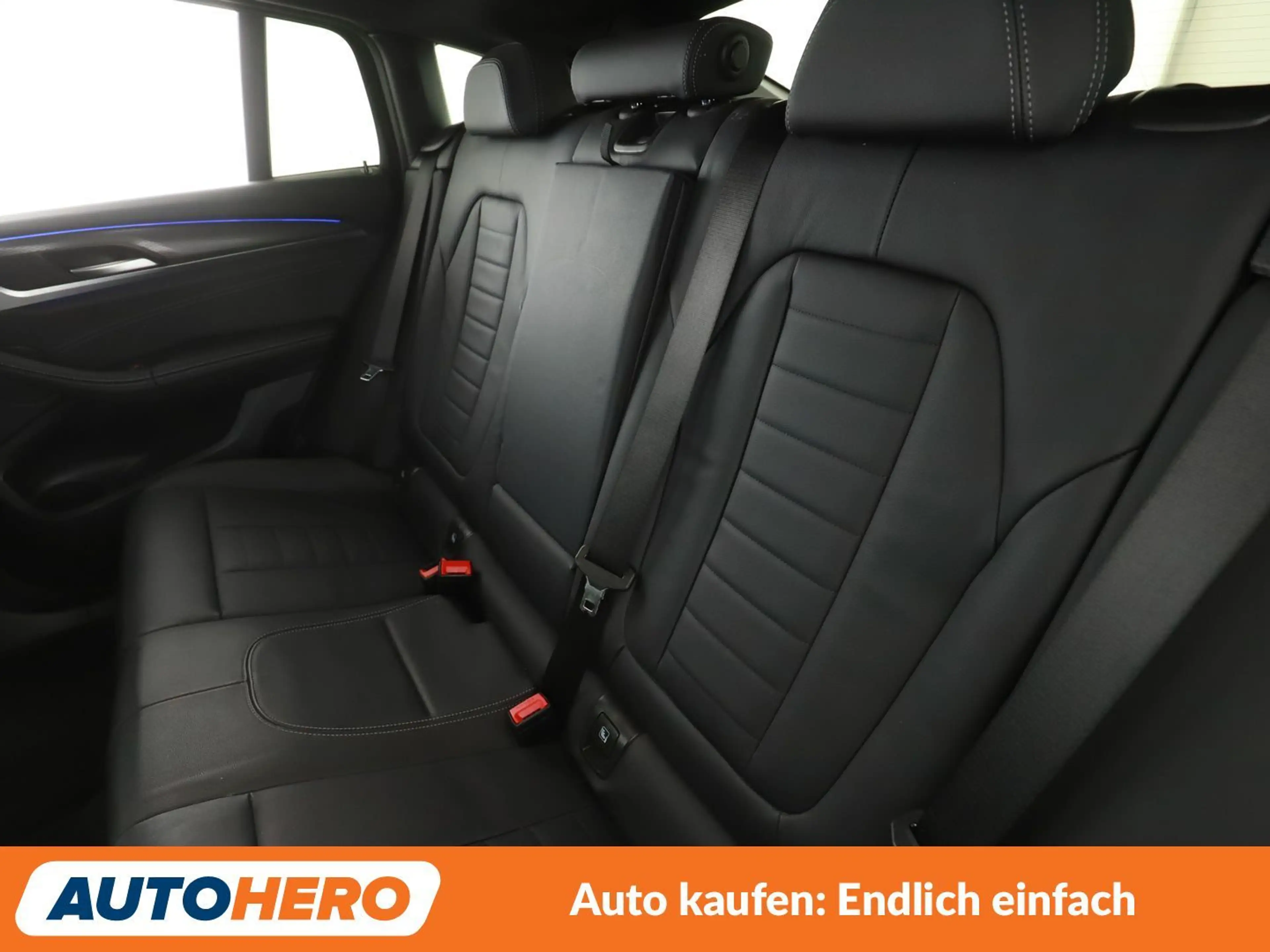 BMW X4 xDrive 20i M Sport — photo 14