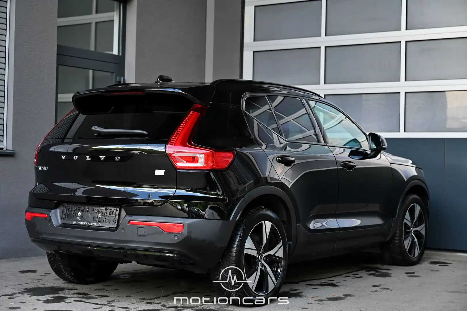 Volvo XC40 XC 40 P8 Twin Pure Electric AWD Plus Recharge Negru - 2