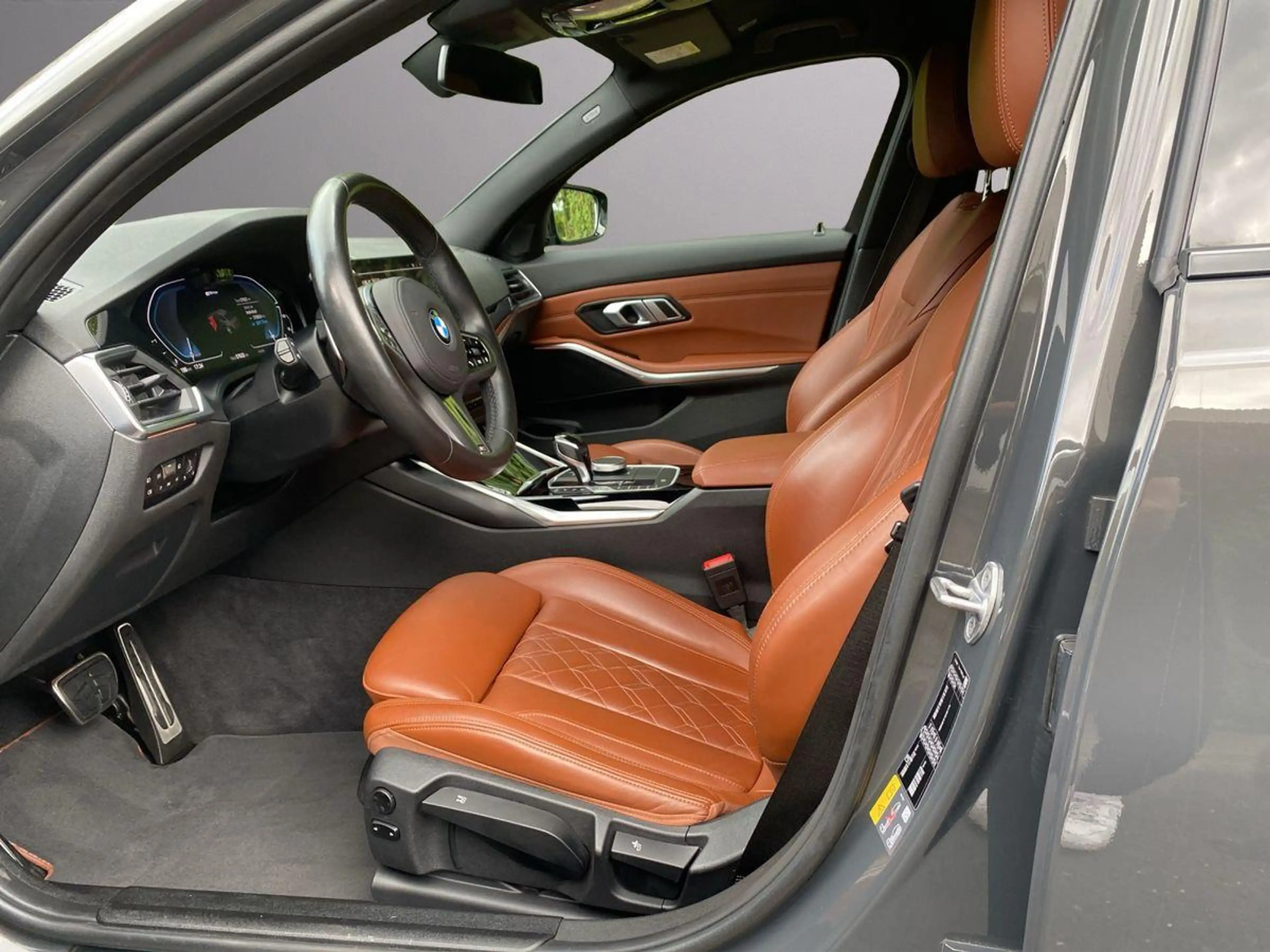 BMW 330 e M-Sport I AHK SCHWENKBAR I LIVE COCKPIT I HIFI I — photo 9