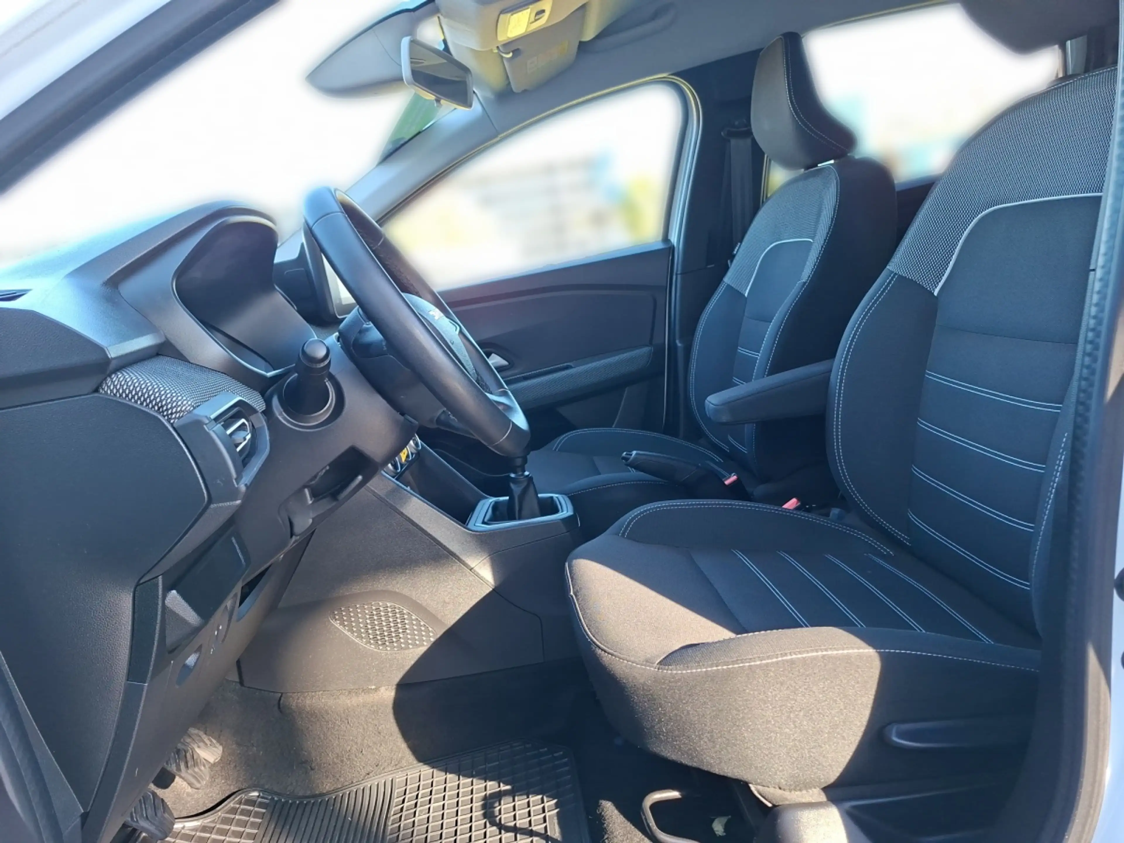 Dacia Jogger Expression Tce 110 — photo 5