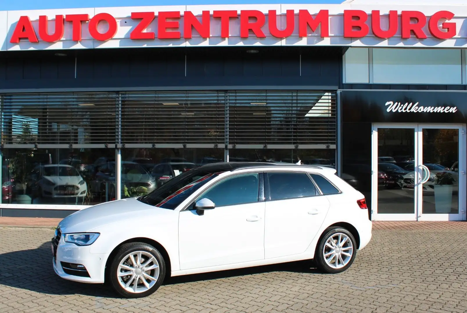 Audi A3 Sportback ambition quattro Navi SDach B & O Weiß - 1