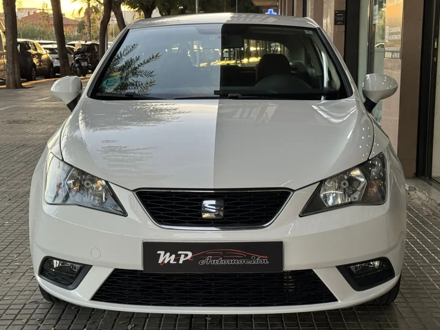 SEAT Ibiza SC 1.0 Style 75 Blanc - 2