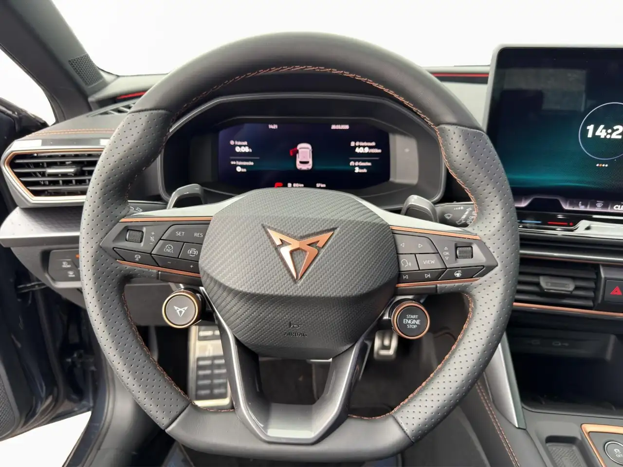 CUPRA Leon 2026 — фото 10