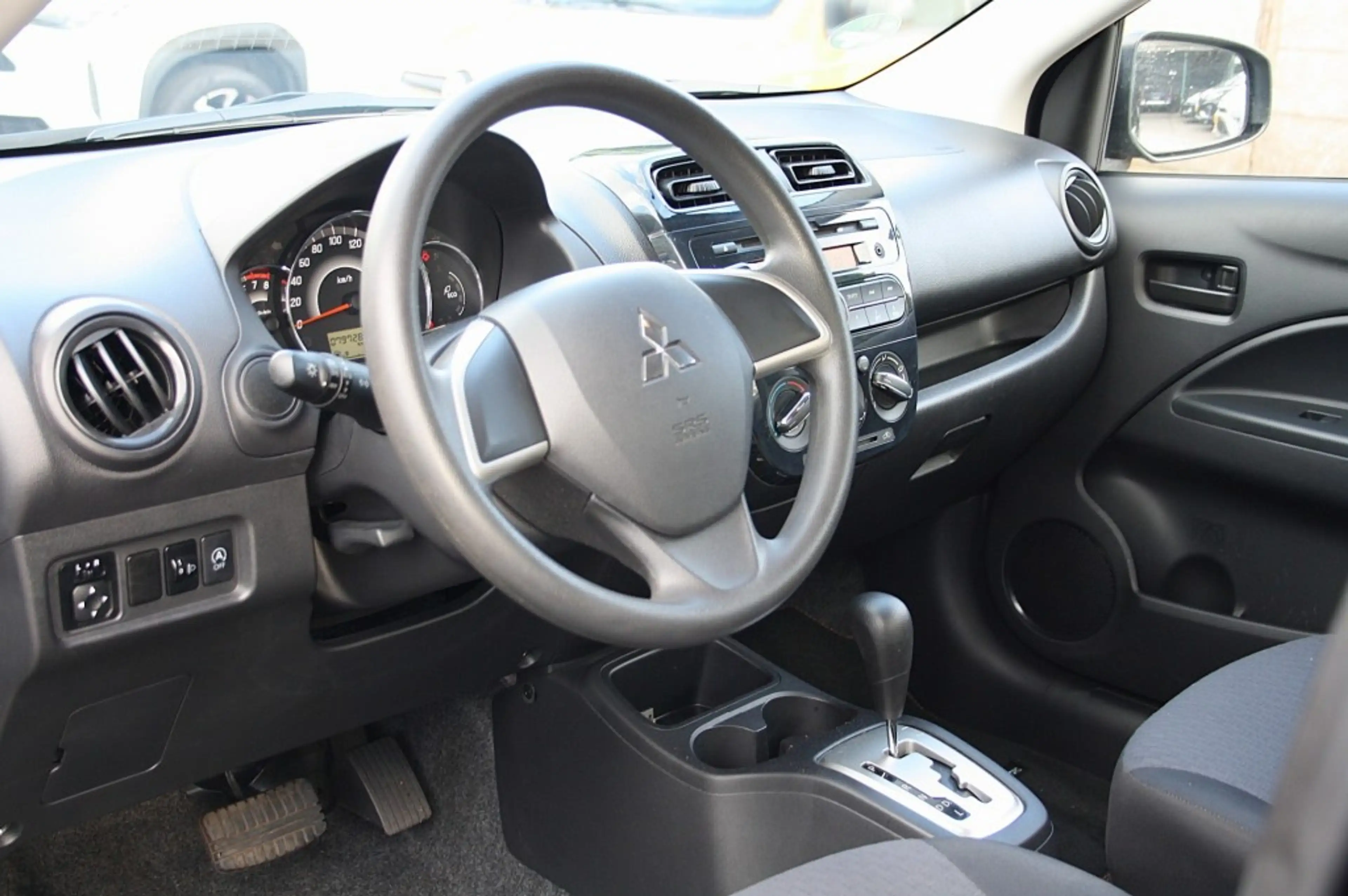 Mitsubishi Space Star 1.0 Cool+ Automaat / NAP / Airco / Ondh. Volledig — photo 8