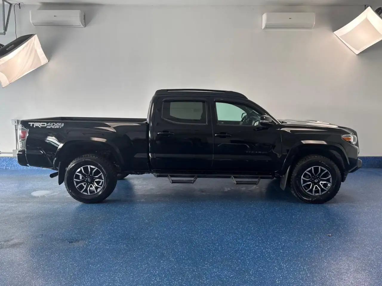 Toyota Tacoma снимка Toyota Tacoma