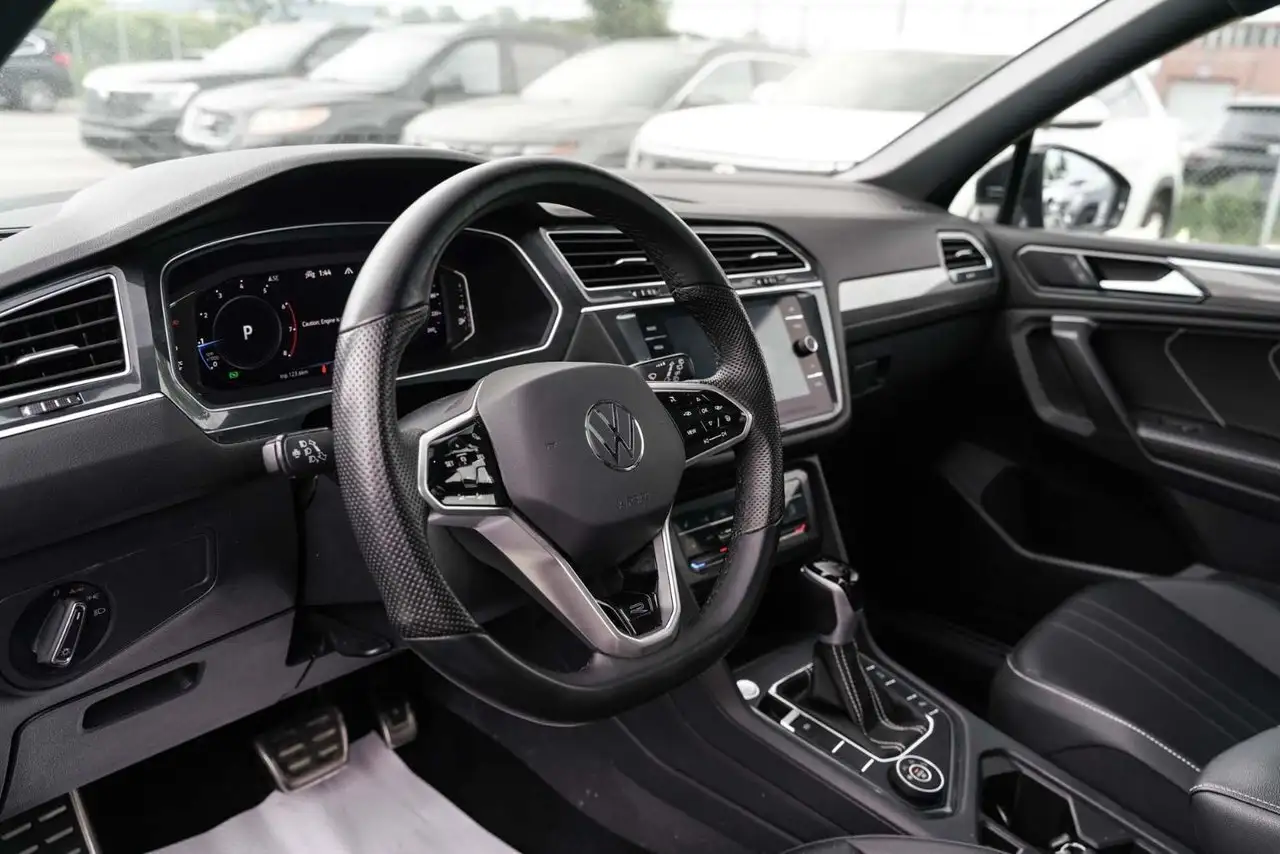 Volkswagen Tiguan photo Volkswagen Tiguan