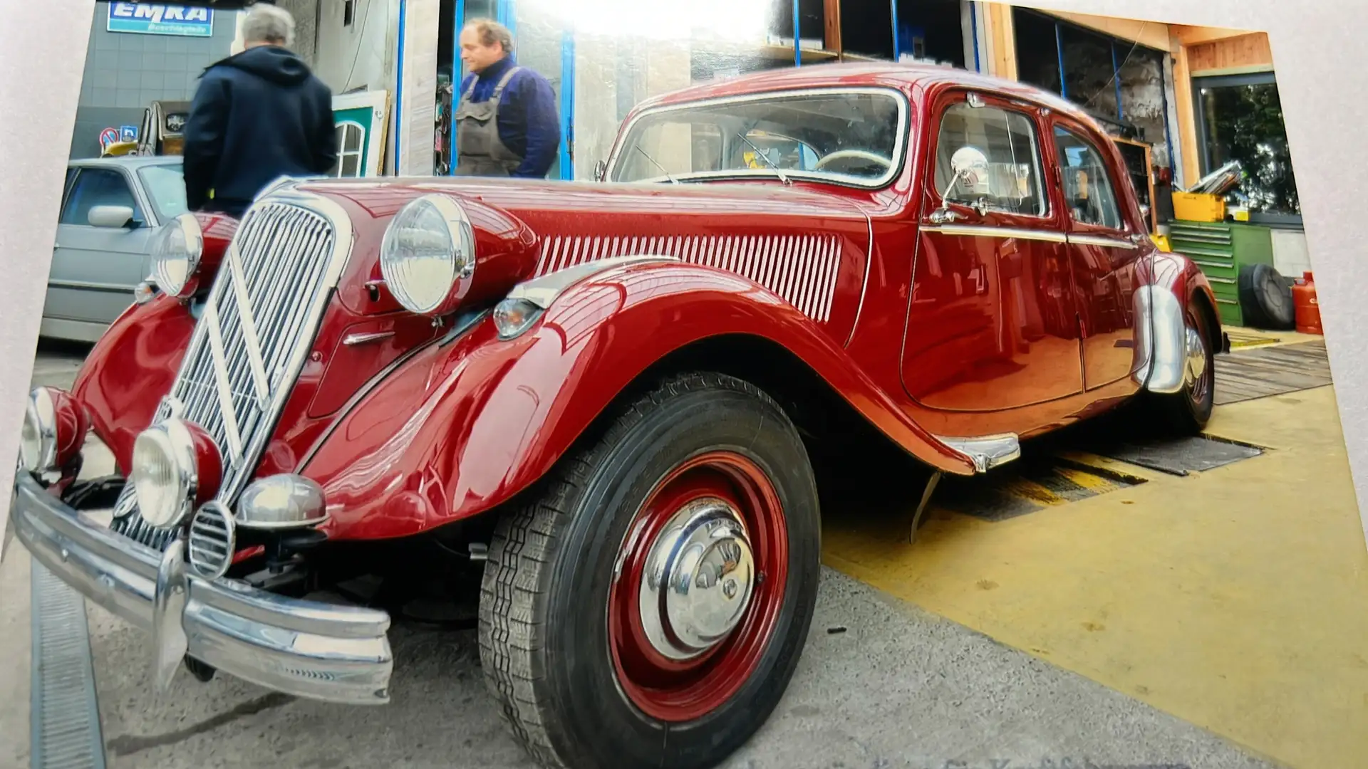 Oldtimer Citroen Citroën Traction Avant 15/Sex hydr. LPG Red - 1