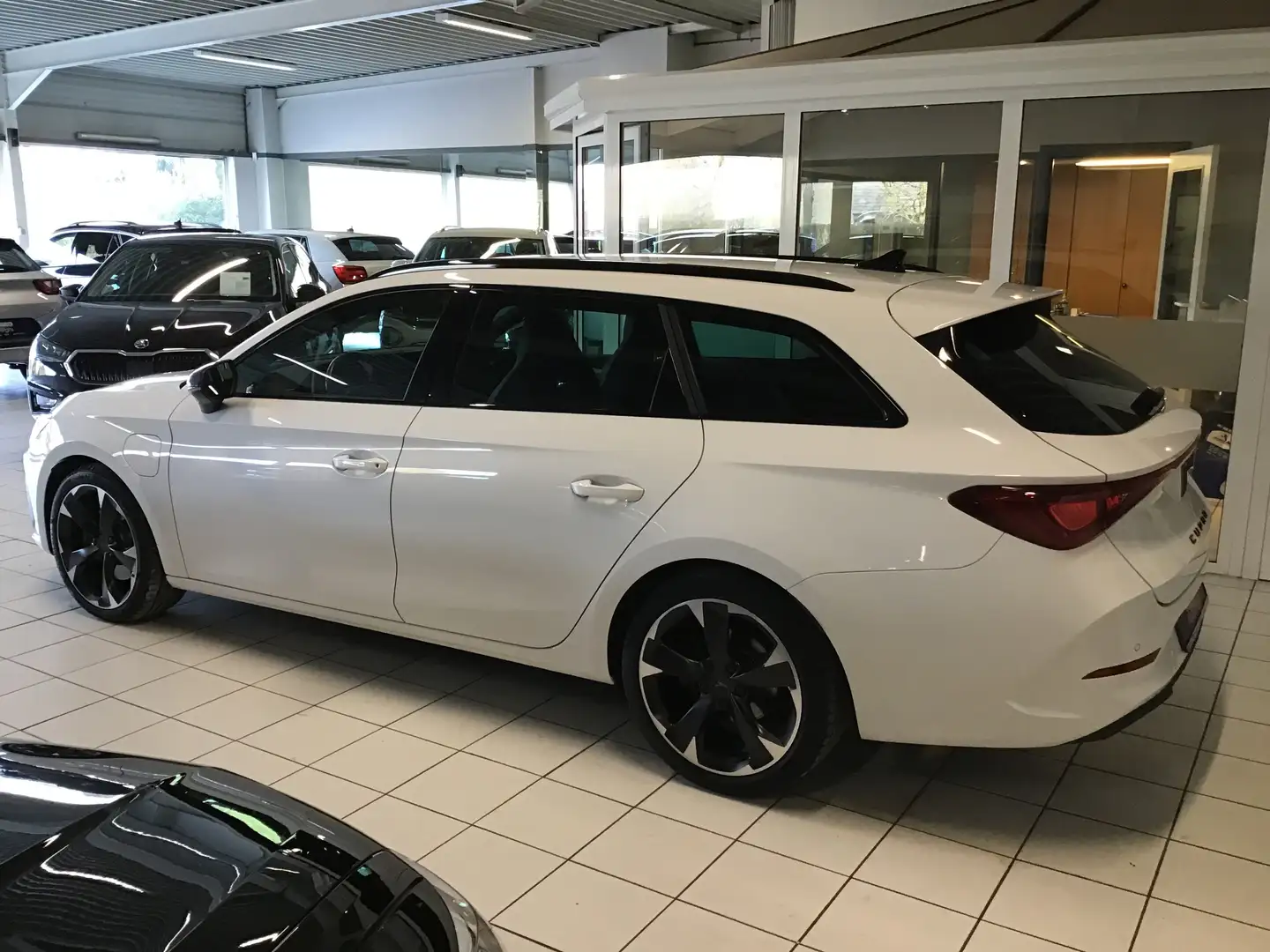 CUPRA Leon ST 1.4 e-Hybrid BJ06/2022 22235KM AIRCO DAB RADIO Wit - 2