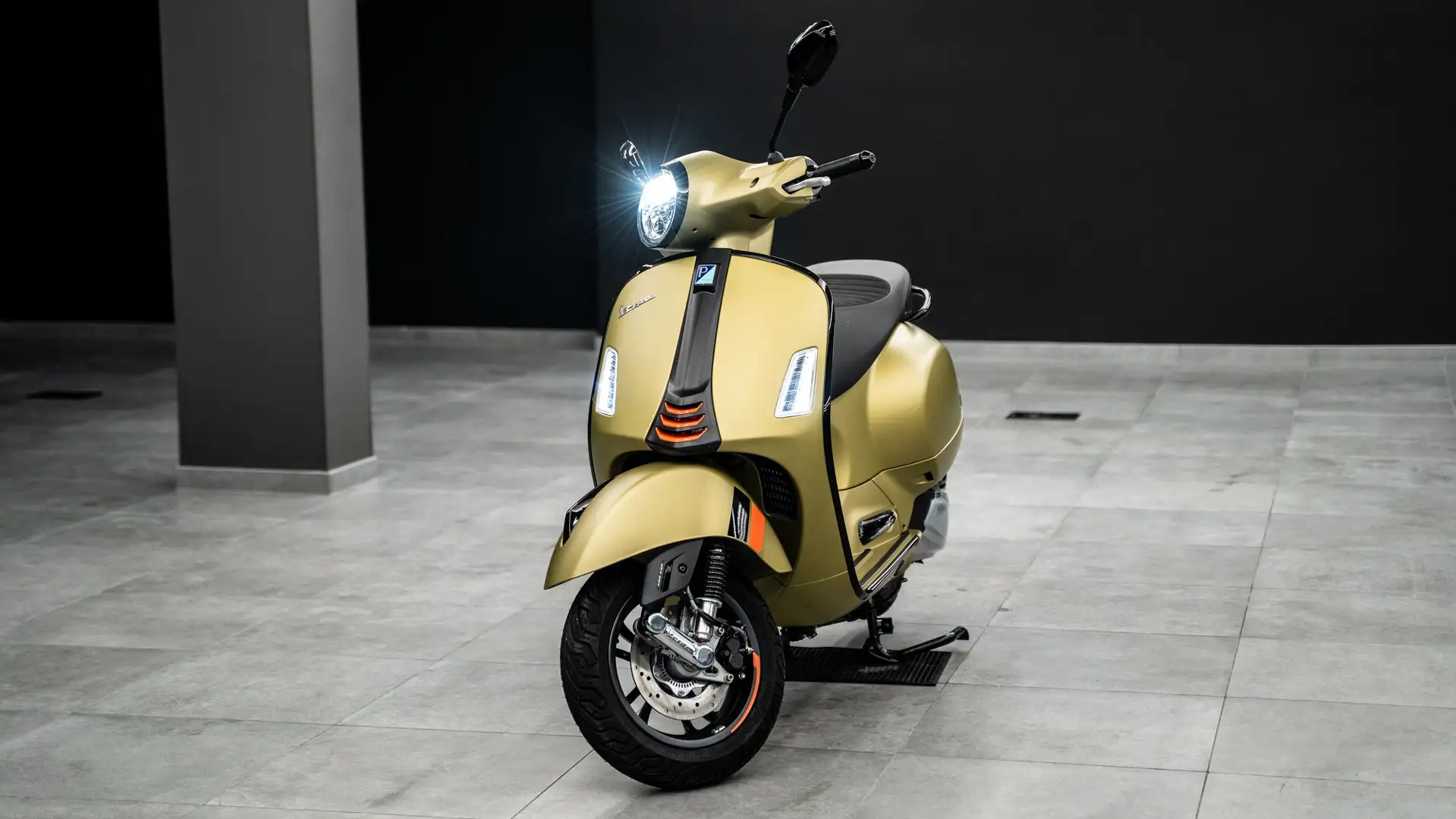 Vespa GTS Super Sport 310 REALMENTE DISPONIBILE IN SEDE PRONTA CONSEGNA Verde - 1
