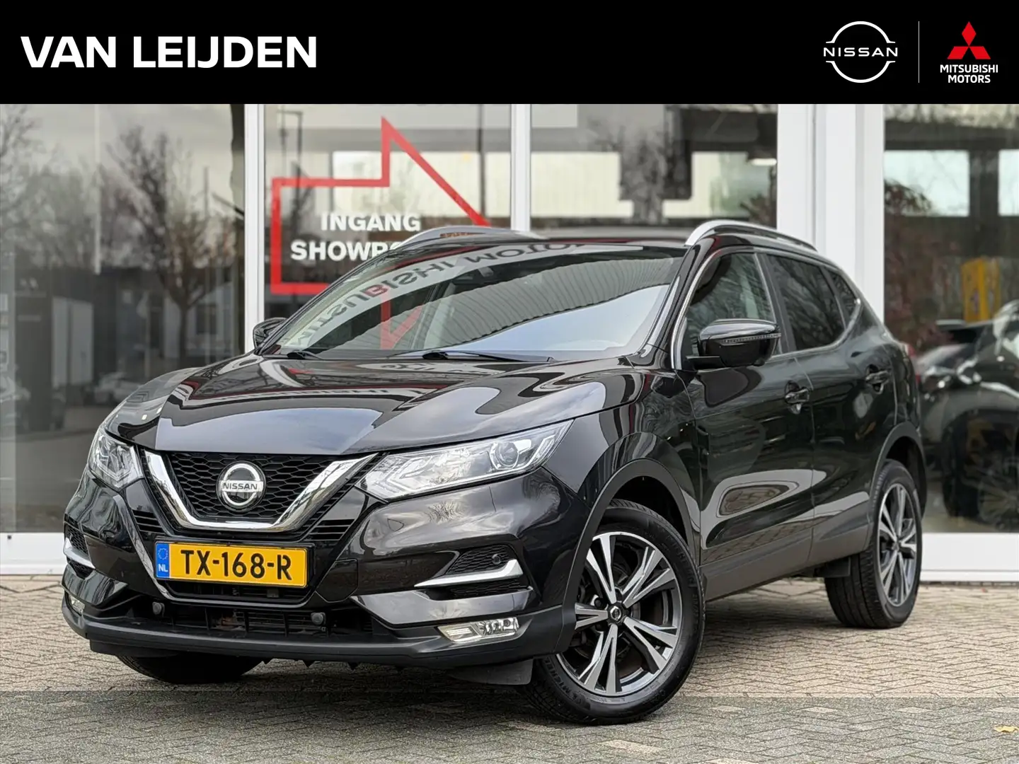Nissan Qashqai 1.2 115pk DIG-T XTRONIC N-Connecta | Panoramadak | Zwart - 1