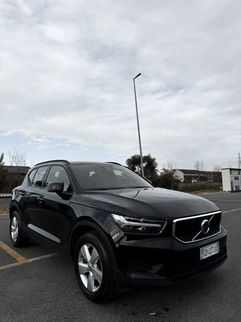 Volvo XC40 2.0 d3 R-design - 1