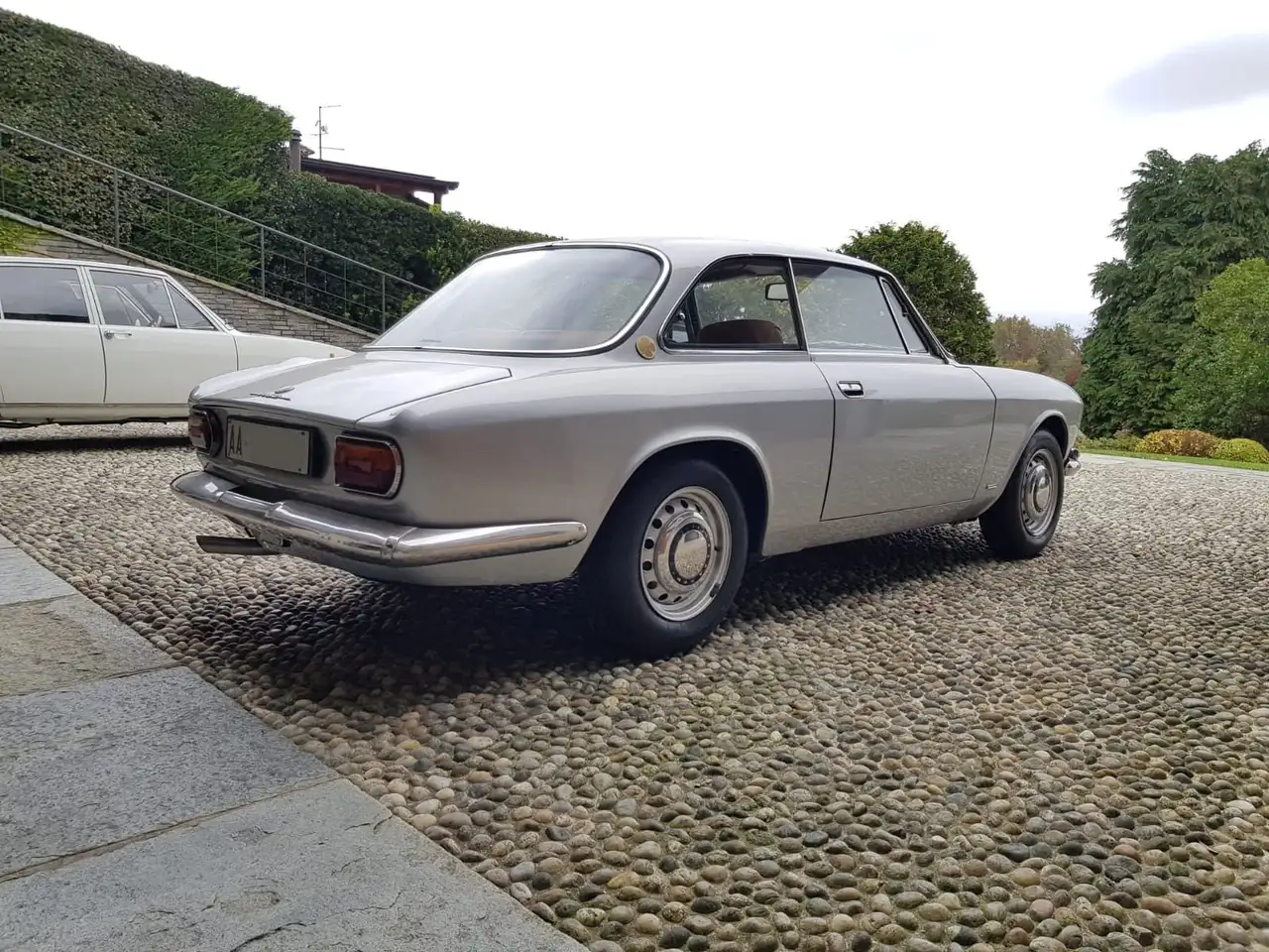 Alfa Romeo GT 1750 Veloce - Targa AA, foto 3