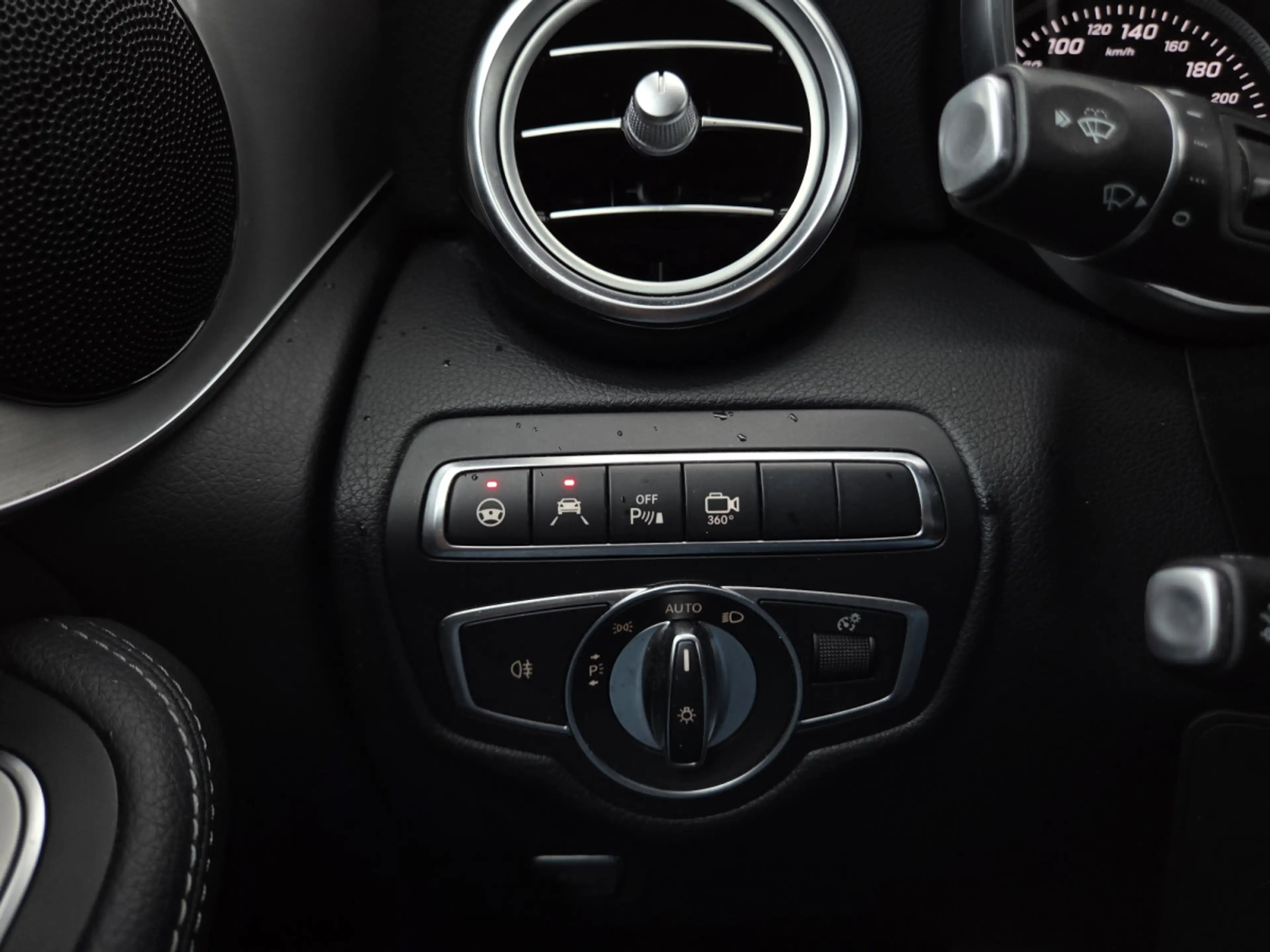 Mercedes-Benz GLC 220 AMG-LINE 4MATIC 9G-DCT — photo 13