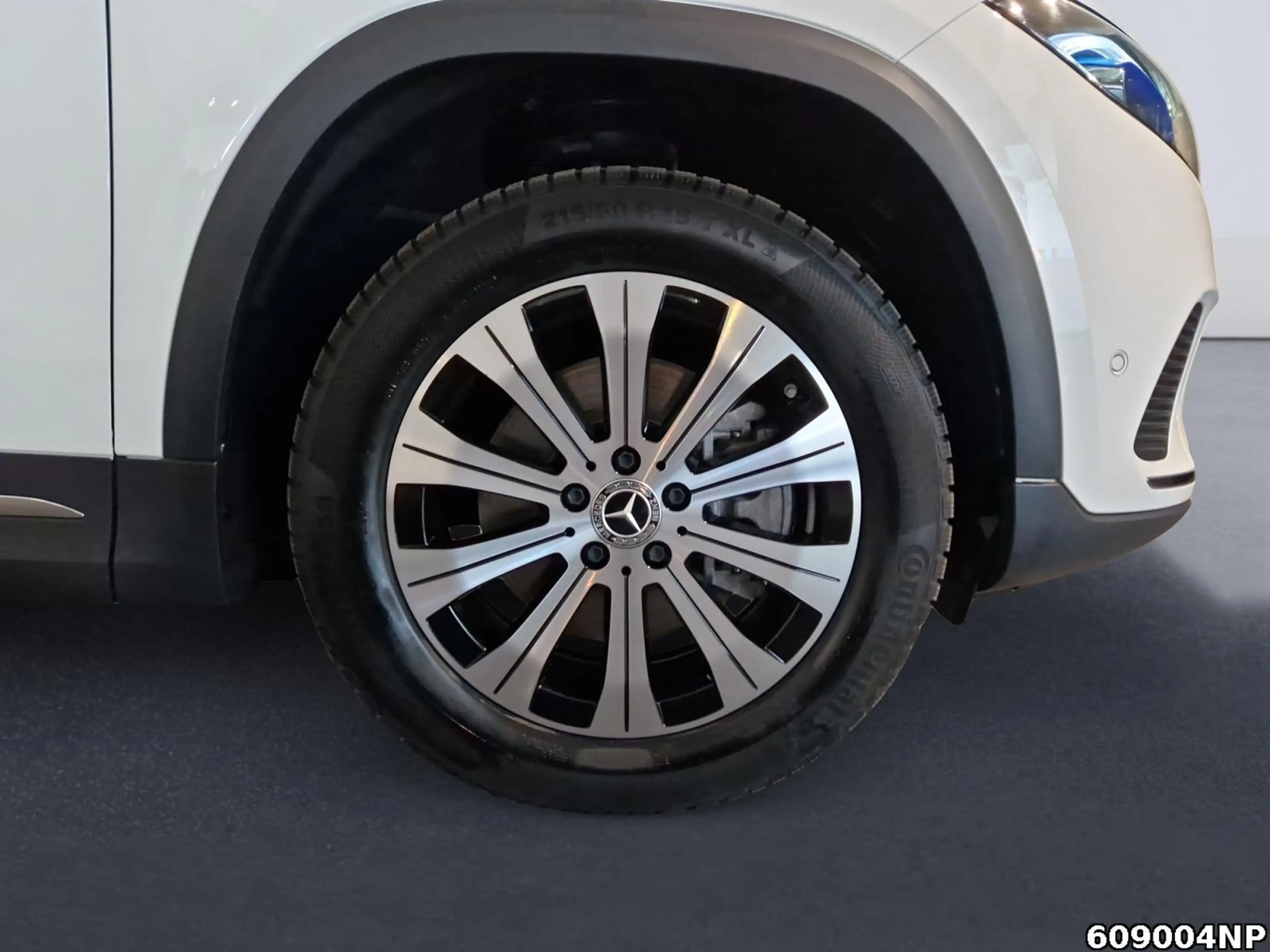 Mercedes-Benz EQA 250 Progressive Pano 360° Kamera Ambiente — photo 5