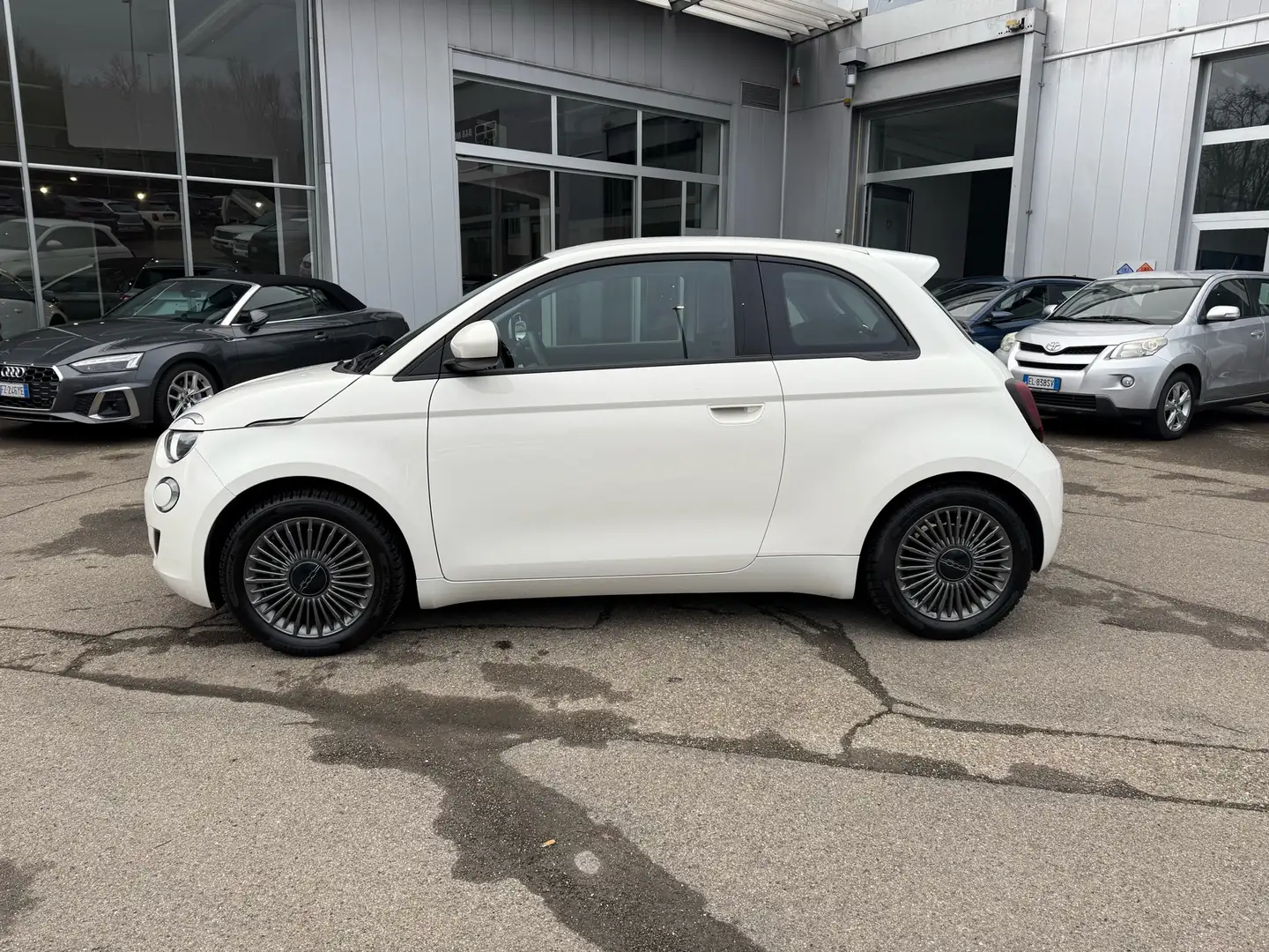 Fiat 500e 500e 23,65 kWh Action Bianco - 2