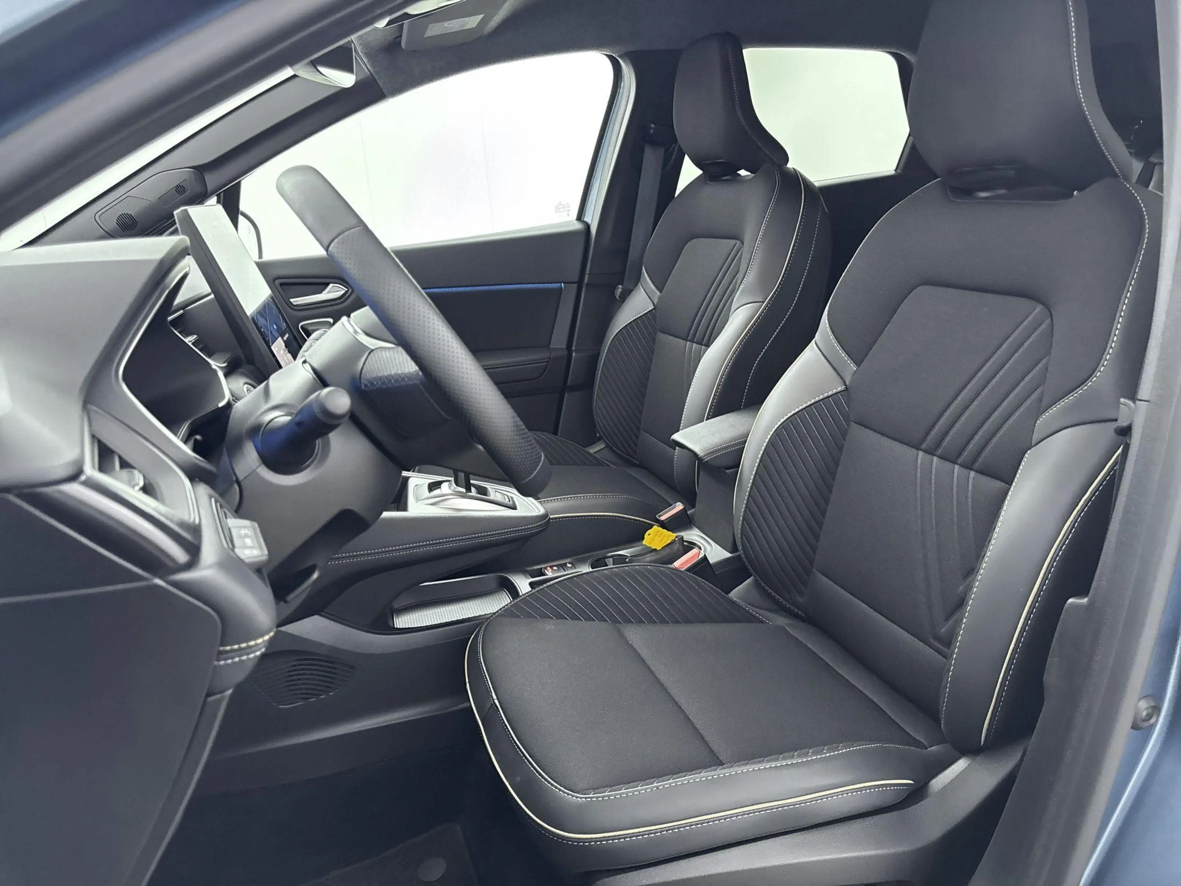 Renault Symbioz E-Tech full hybrid 145 Techno — photo 7