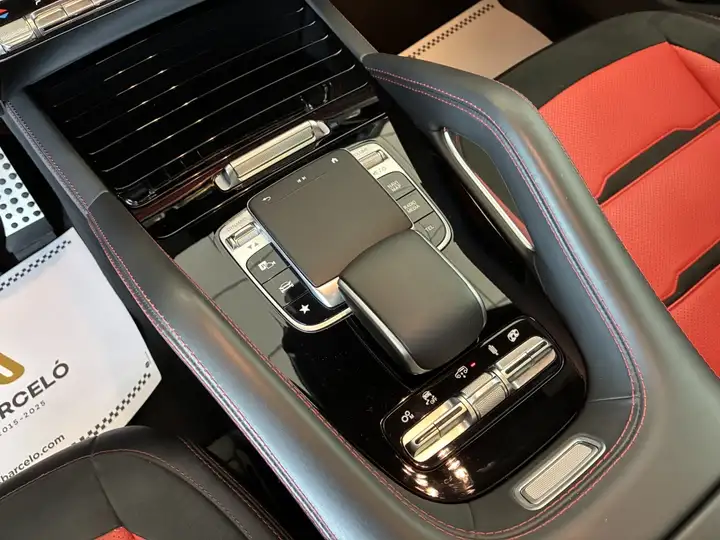 Mercedes-Benz GLE 2023, foto 24