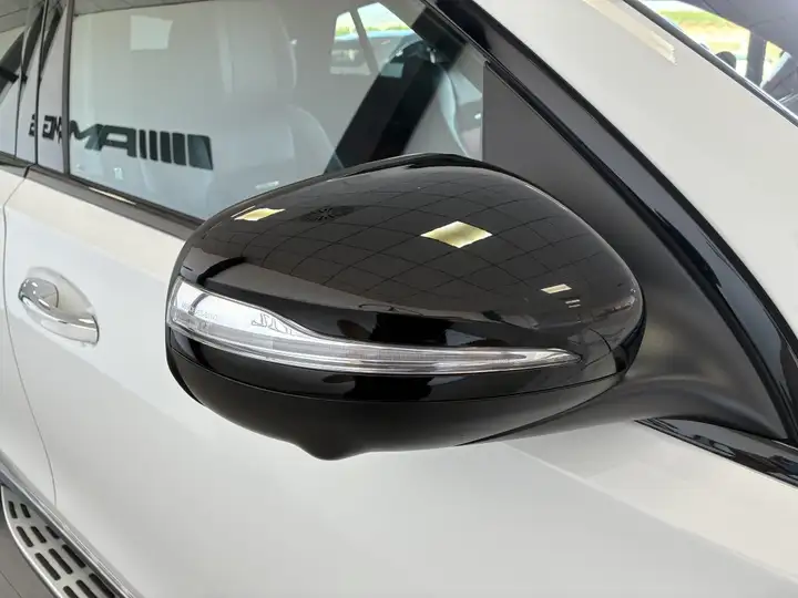 Mercedes-Benz GLE 2023, foto 16