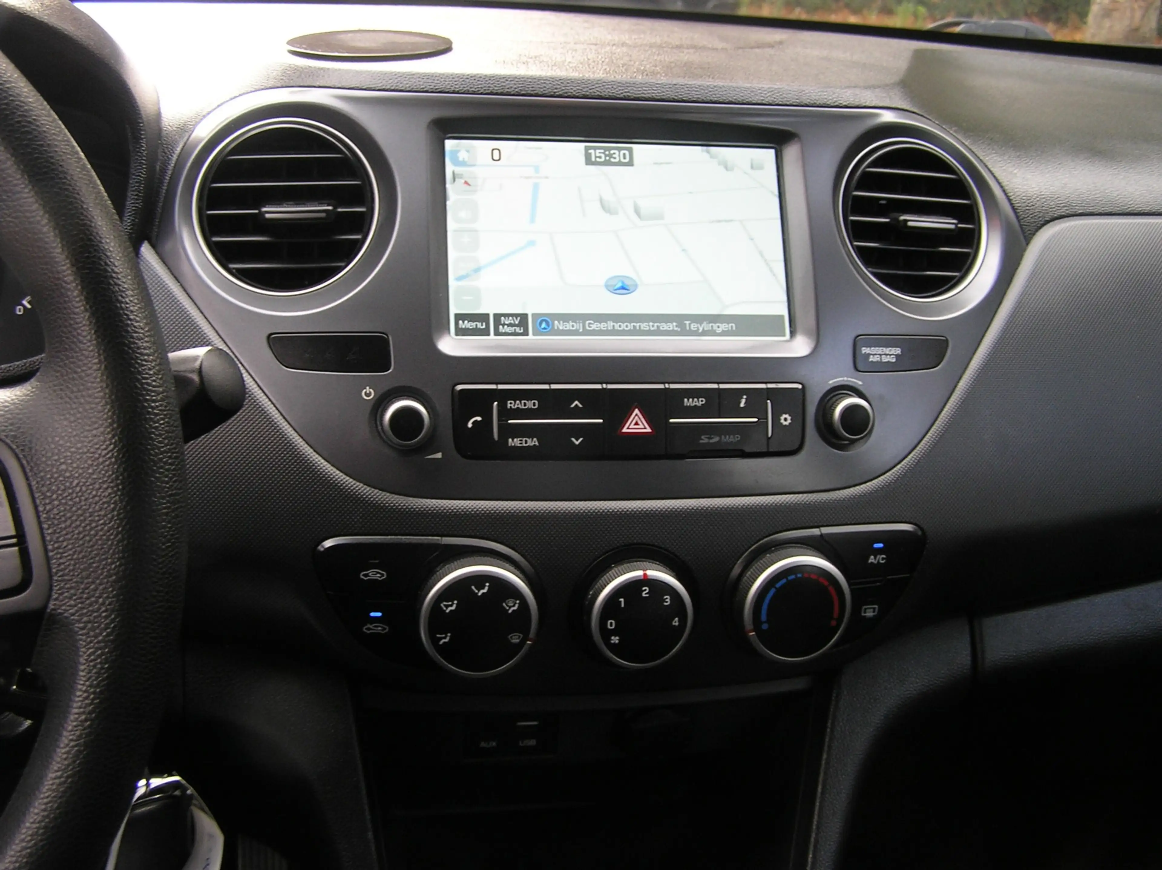 Hyundai i10 1.0i Comfort 101 d km nap airco nieuwe apk — photo 10