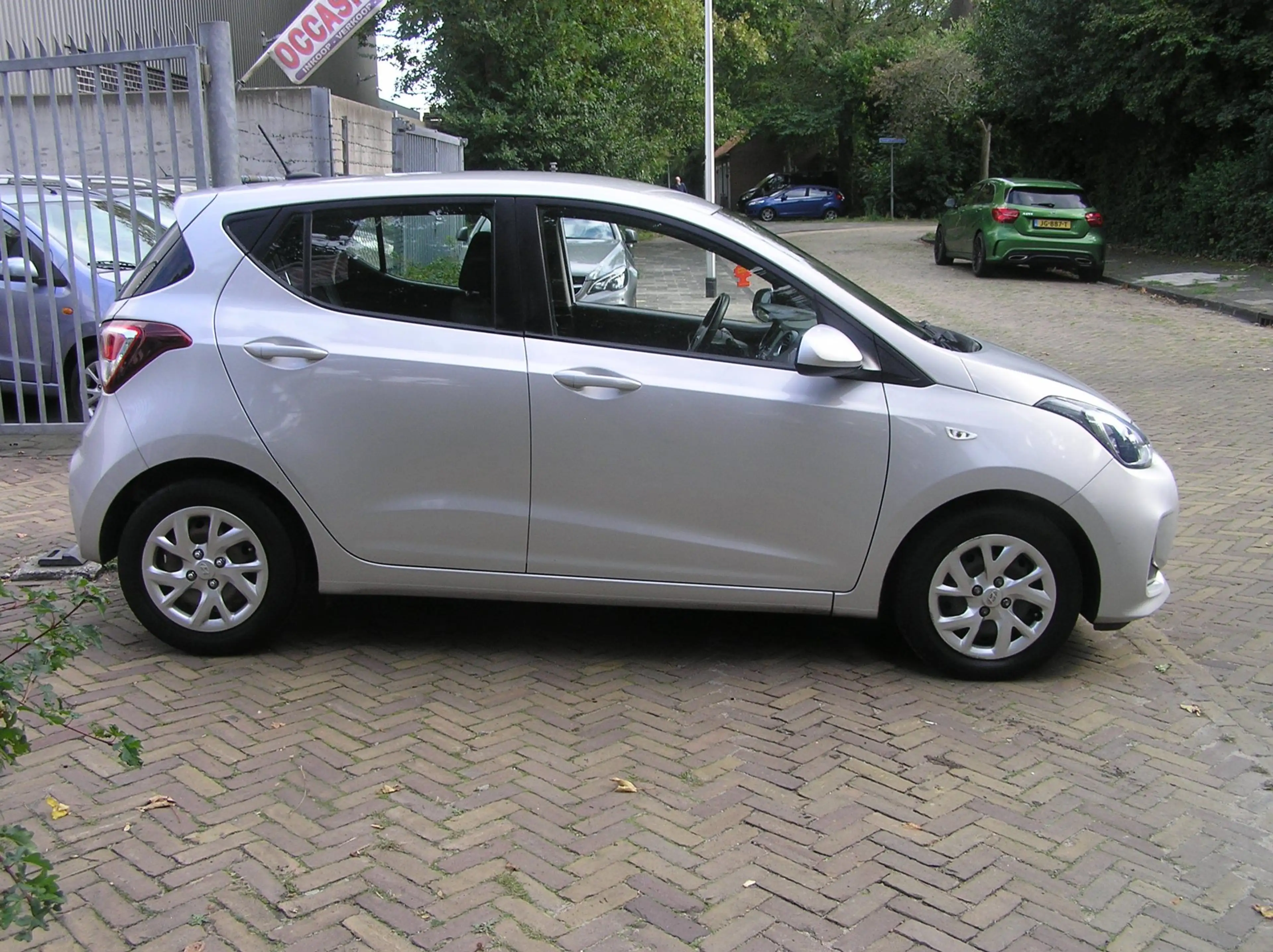 Hyundai i10 1.0i Comfort 101 d km nap airco nieuwe apk — photo 5
