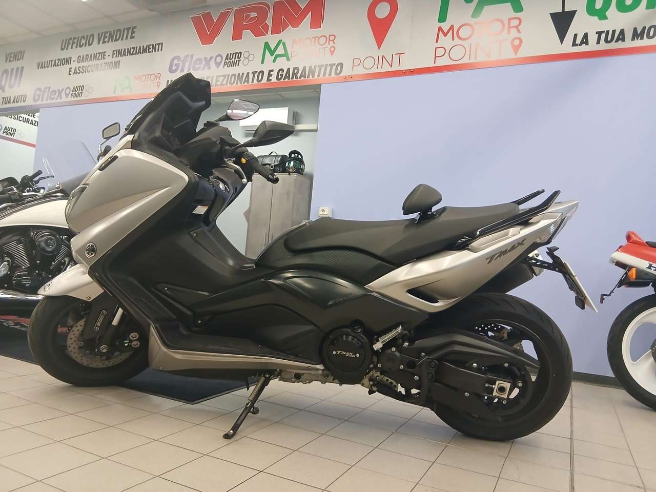 Yamaha TMAX 530