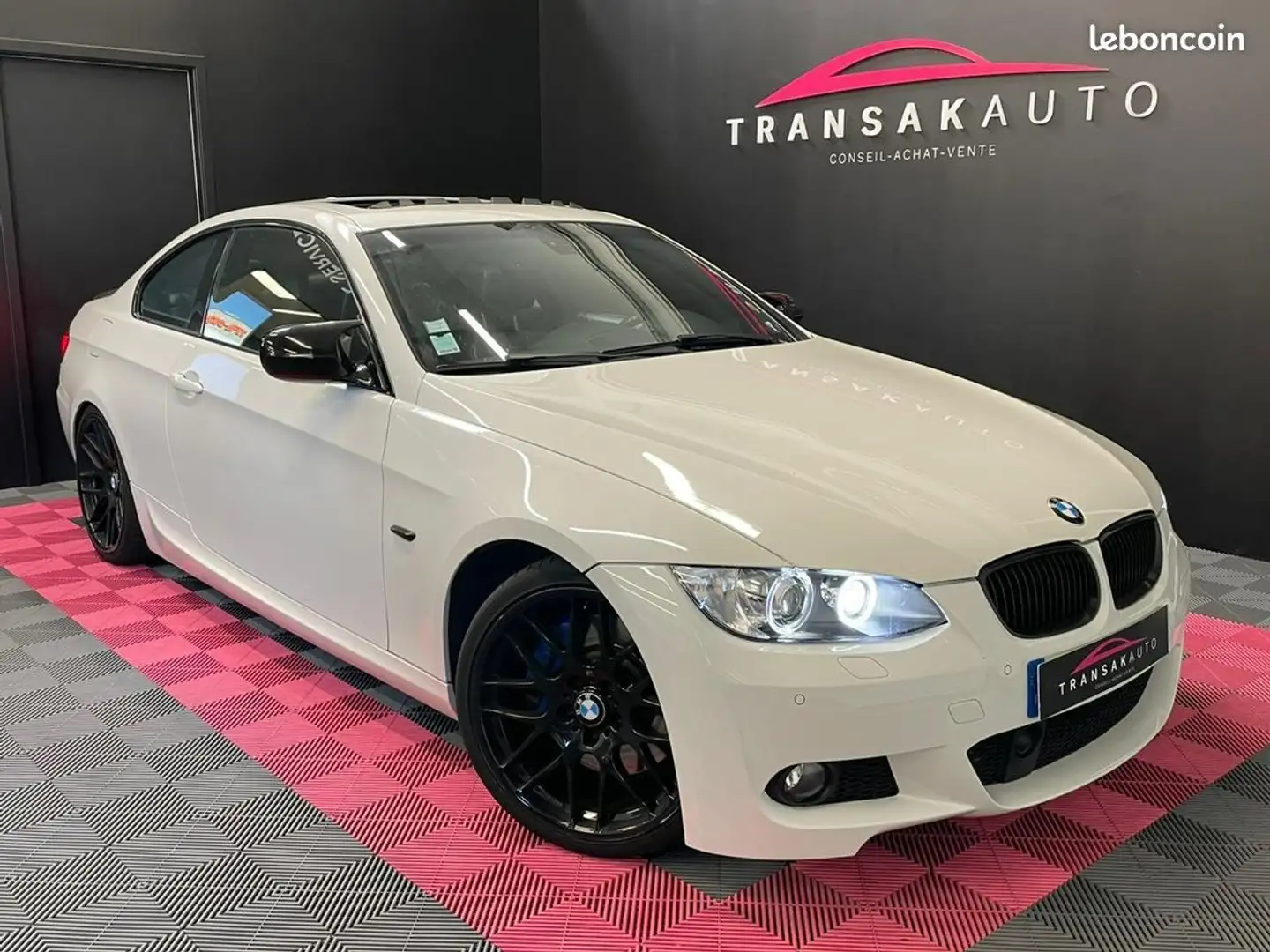 BMW 335 SERIE COUPE E92 335i xDrive 306ch Sport Design Steptronic TOIT OUVRANT SUIVI COMPLET Bianco - 1