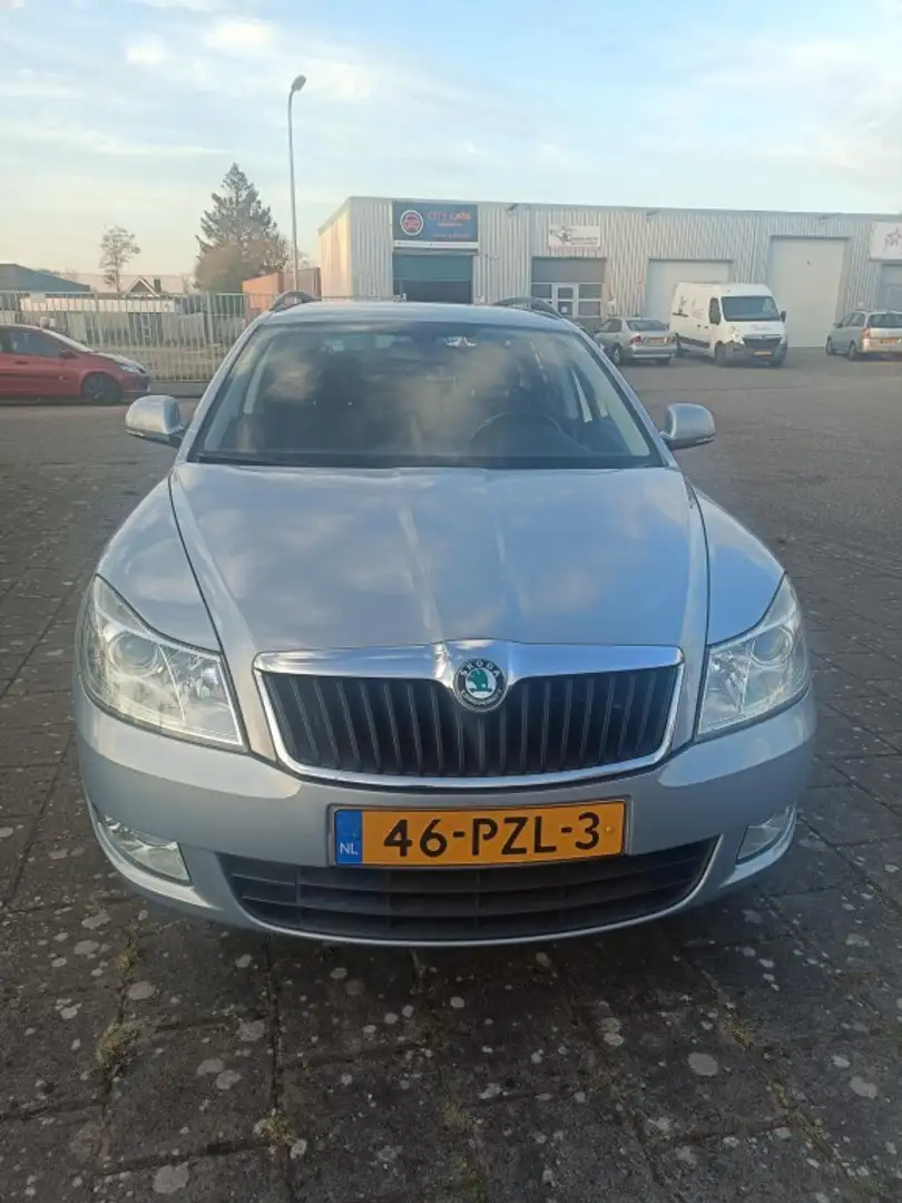 Skoda Octavia 1.2 TSI AMBITION BNS COMBI Blauw - 2