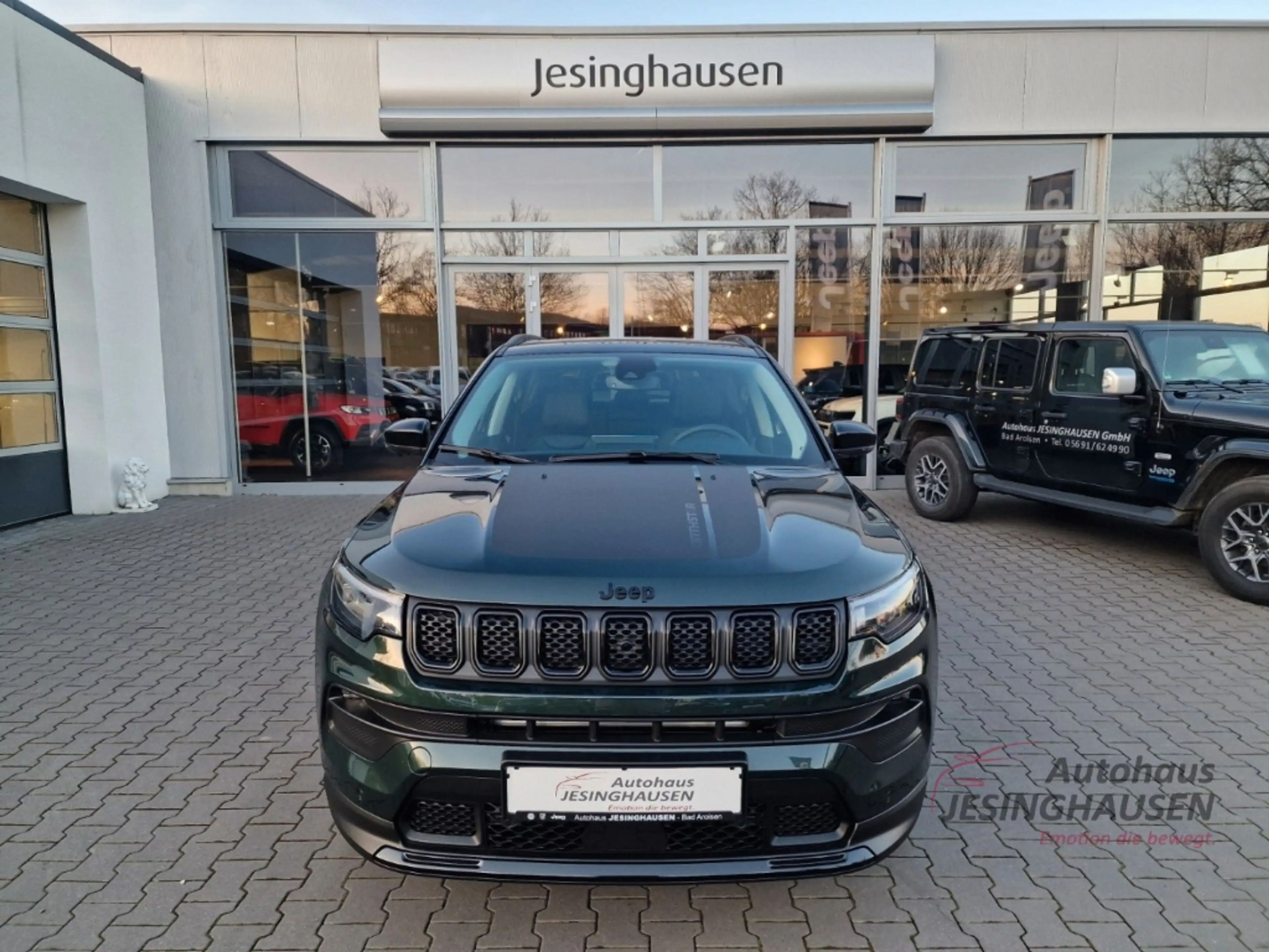 Jeep Compass e-Hybrid North Star Prem. Sounds. PANO CarPlay LED — photo 9
