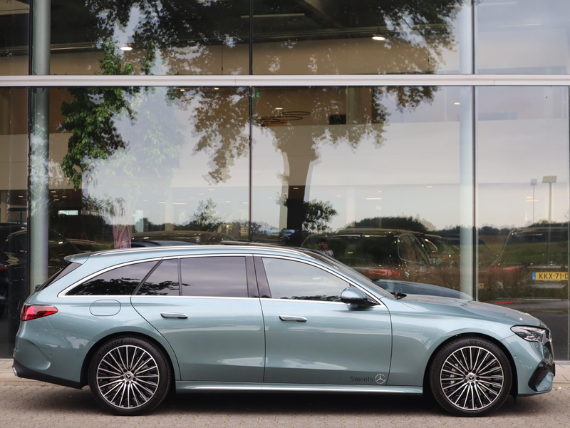 Mercedes-Benz E 300 Estate e Sport Edition — photo 5