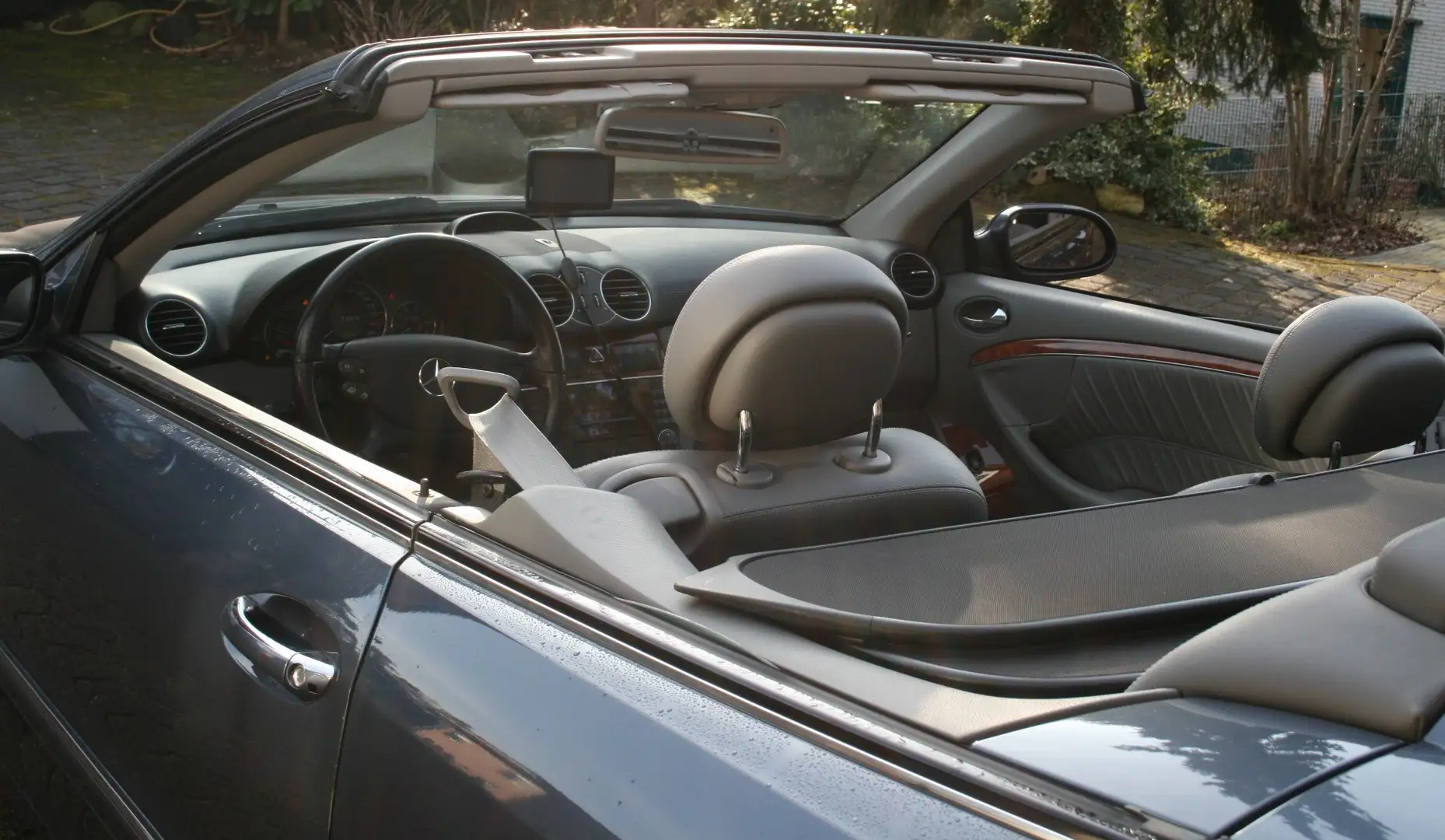 Mercedes-Benz CLK 200 Cabrio+Kompressor+Automatik+Elegance Bleu - 1