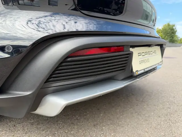 Porsche Taycan 4 Cross Turismo Ansicht 18