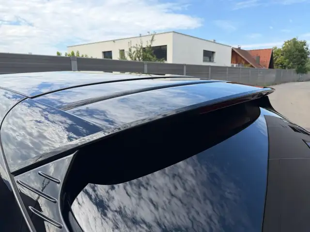 Porsche Taycan 4 Cross Turismo Ansicht 16