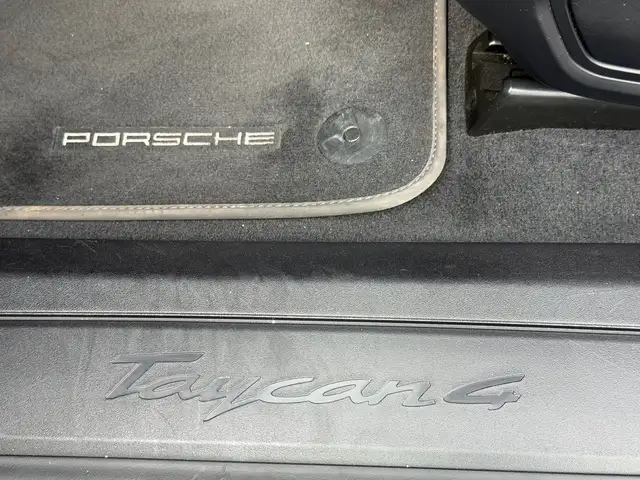 Porsche Taycan 4 Cross Turismo Ansicht 22