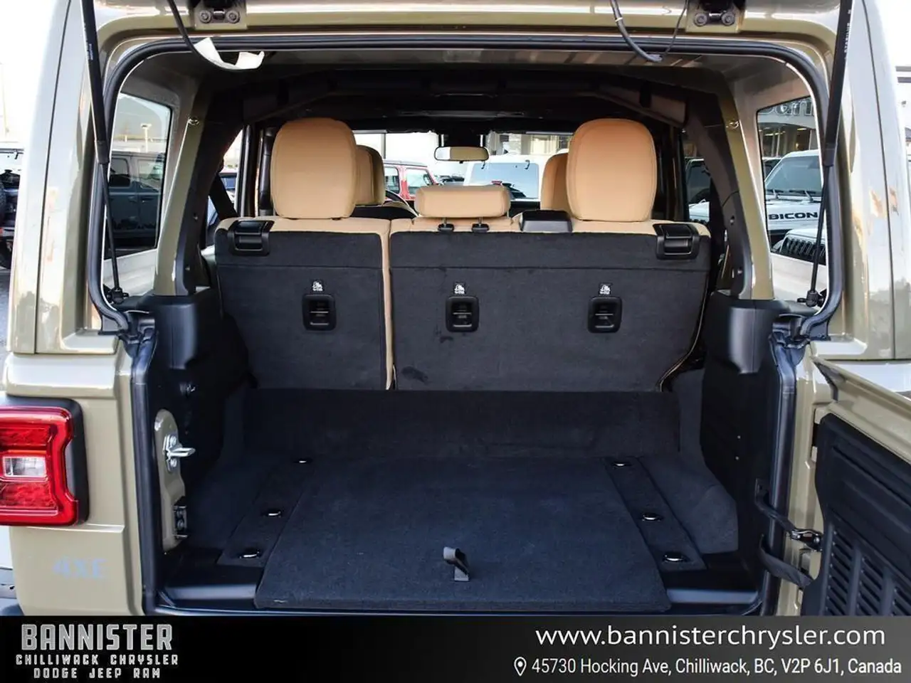 Jeep Wrangler снимка Jeep Wrangler