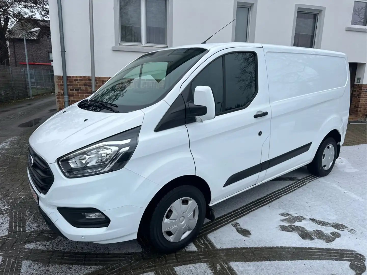 Ford Transit Custom 2.0 TDCi L1 Trend Kastenwagen Blanc - 1