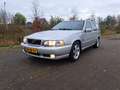 Volvo V70 2.5 Exclusive-Line Zilver - thumbnail 1