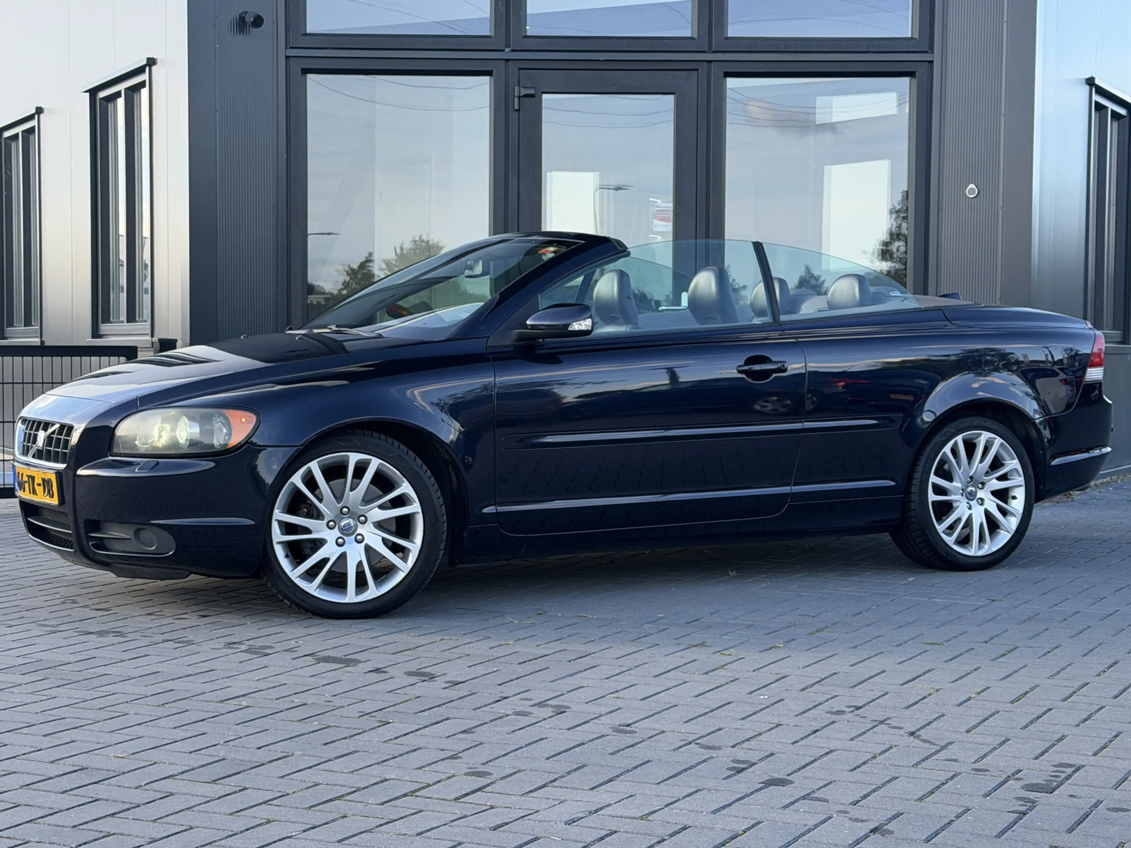 Volvo C70 Convertible 2.5 T5 Summum Clima | Leer | PDC | Nwe