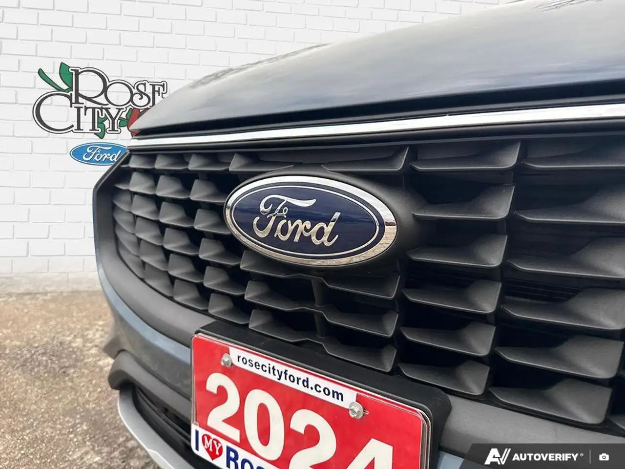 Ford Escape снимка Ford Escape