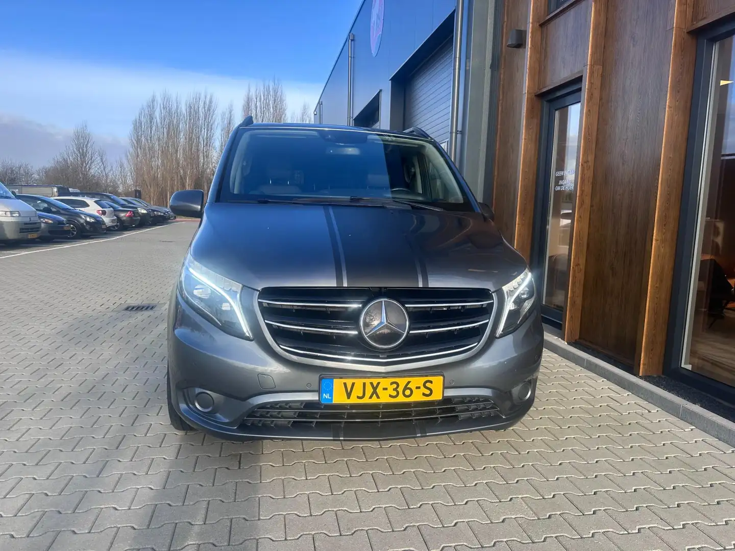 Mercedes-Benz Vito 124 cdi 240pk full options camera 2x schuifdeur bp Grijs - 2