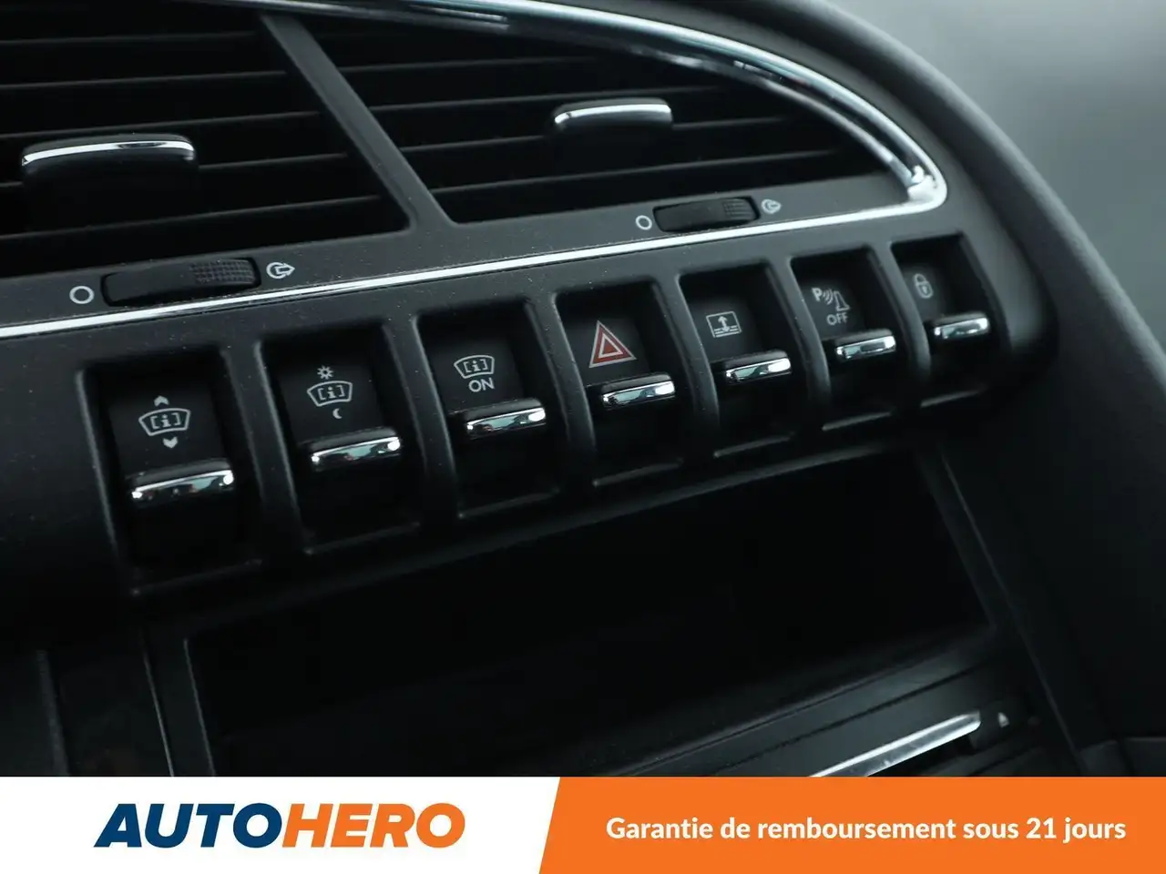 Peugeot 3008 3008 — photo 25