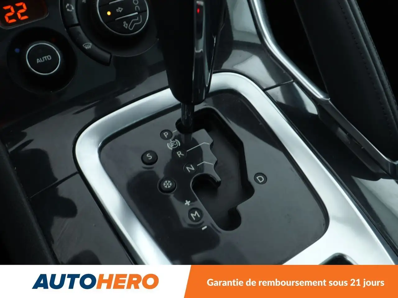 Peugeot 3008 3008 — photo 28