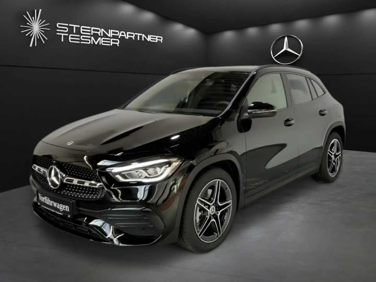 Mercedes-Benz GLA 220 d AMG, Night-P, Kamera, Pano-D, CarPlay Schwarz - 2