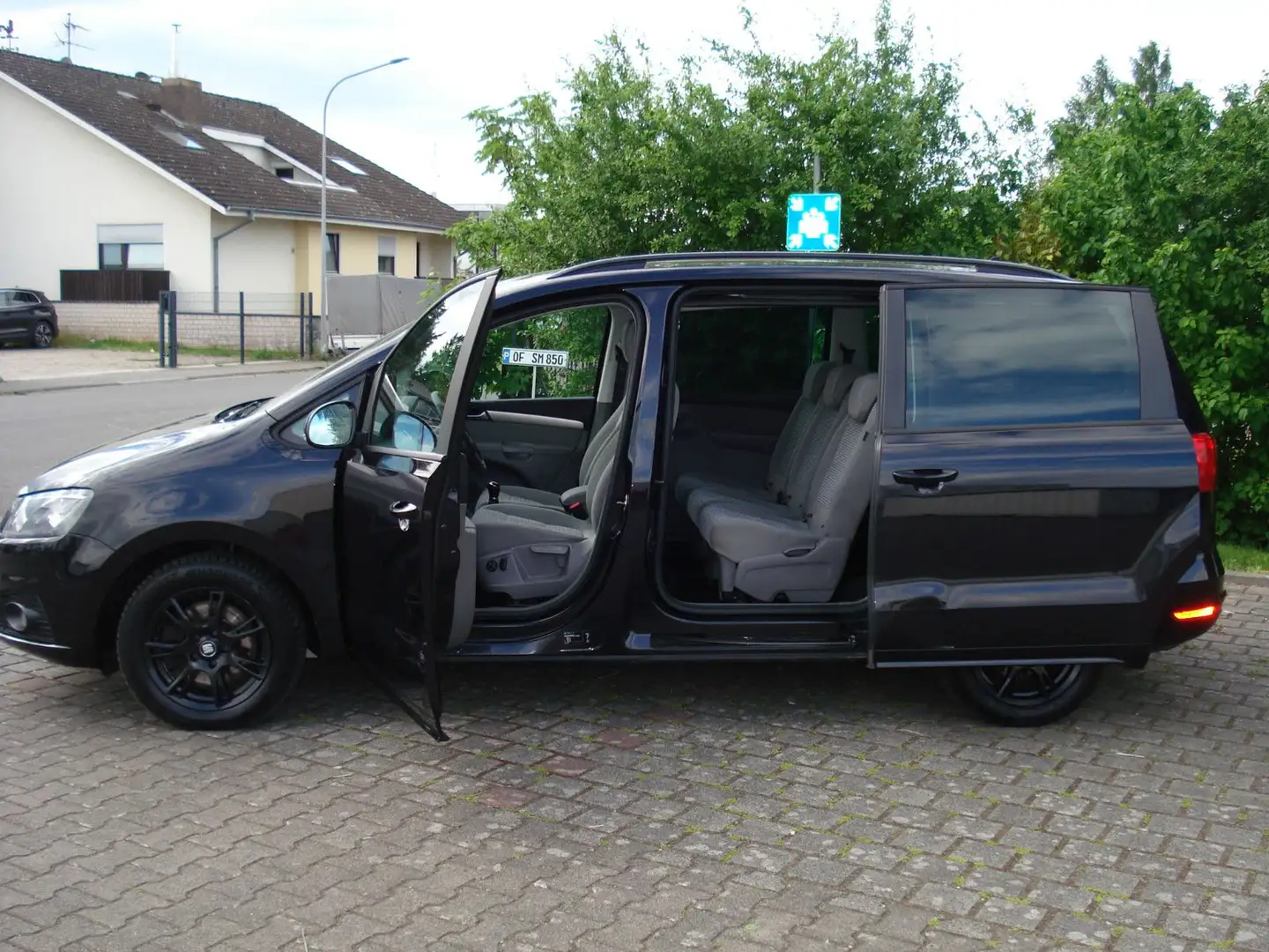 SEAT Alhambra Style  ALLRAD/4 MATIC ! 7-SITZE! EU5! Černá - 2